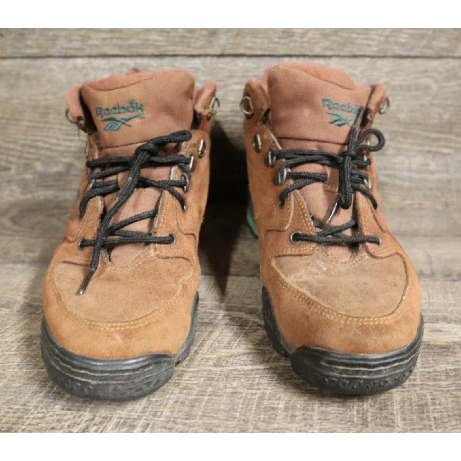 Reebok VINTAGE Reebok Outdoor Boots Womens 9.5 Brown Suede Hiking Lace Up 90s Outdoor Size US 9 / IT 39 - 3 Thumbnail