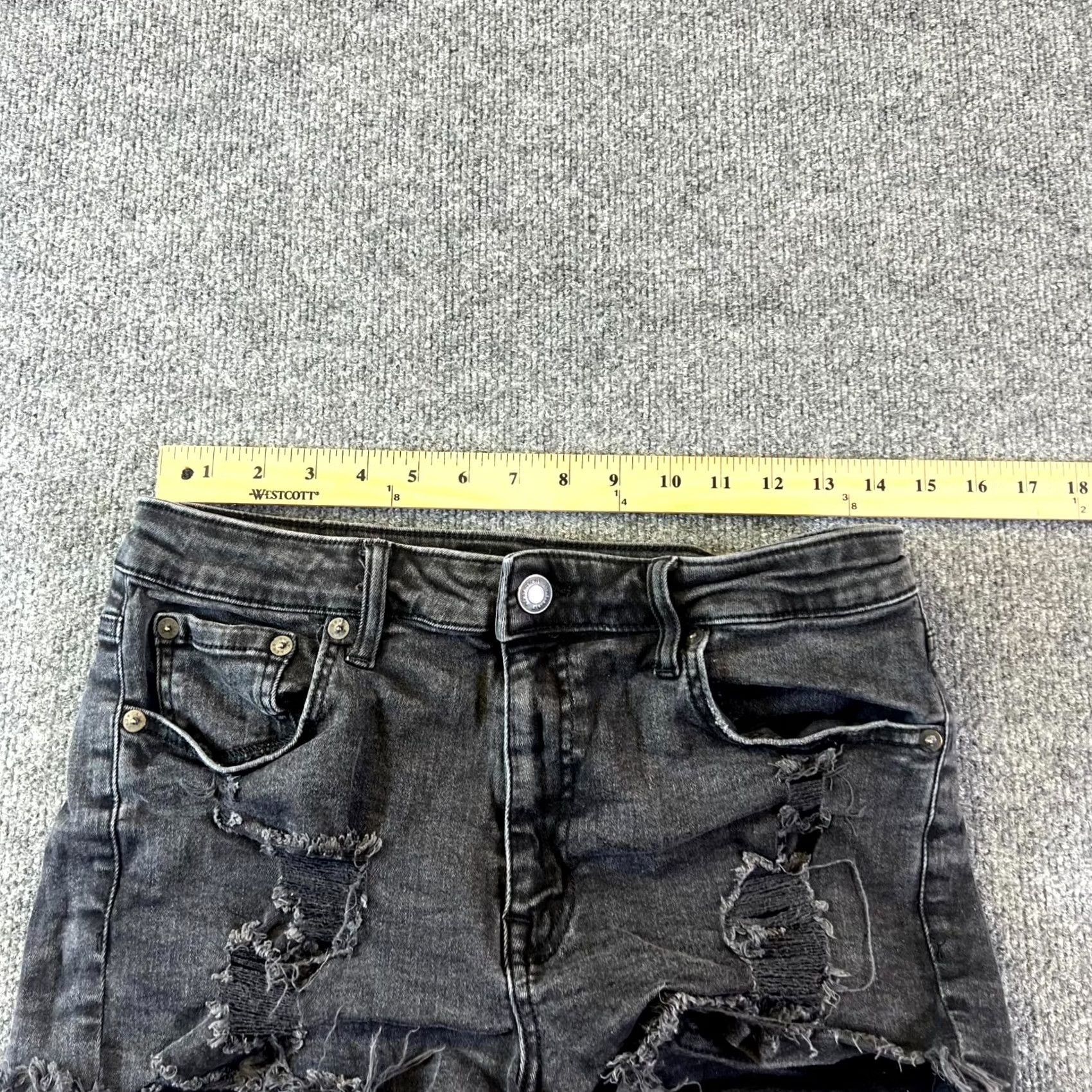 Vintage Aéropostale Shorts Womens 10 Gray Denim Distressed Raw Hem High Rise Casual 5-Pocket Shorts Size 32" / US 10 / IT 46 - 3 Thumbnail