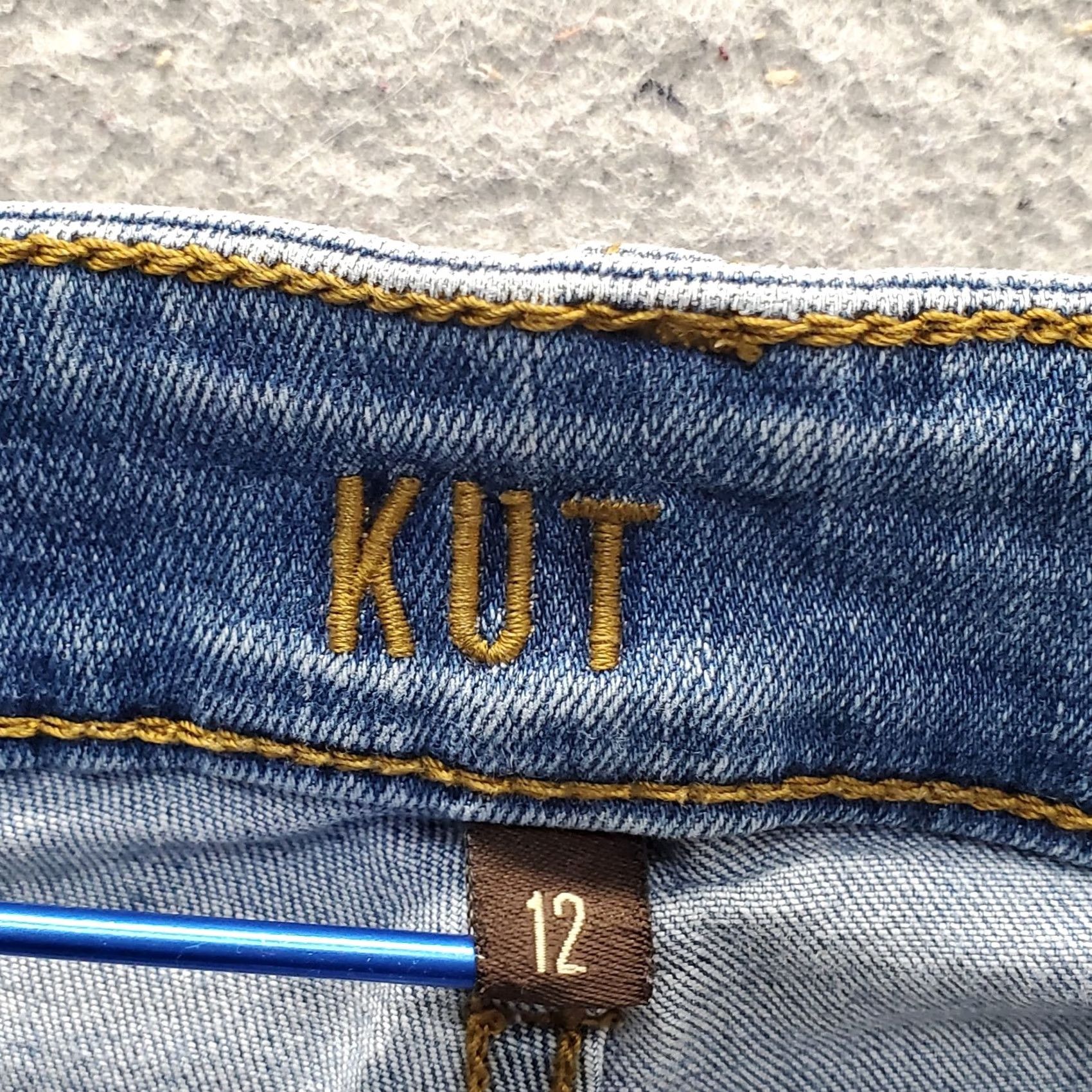 Vintage KUT from the Kloth Jeans Womens 12 Blue FAB Ankle Skinny High Rise Frayed Hem Size 34" / US 12 / IT 48 - 7 Thumbnail