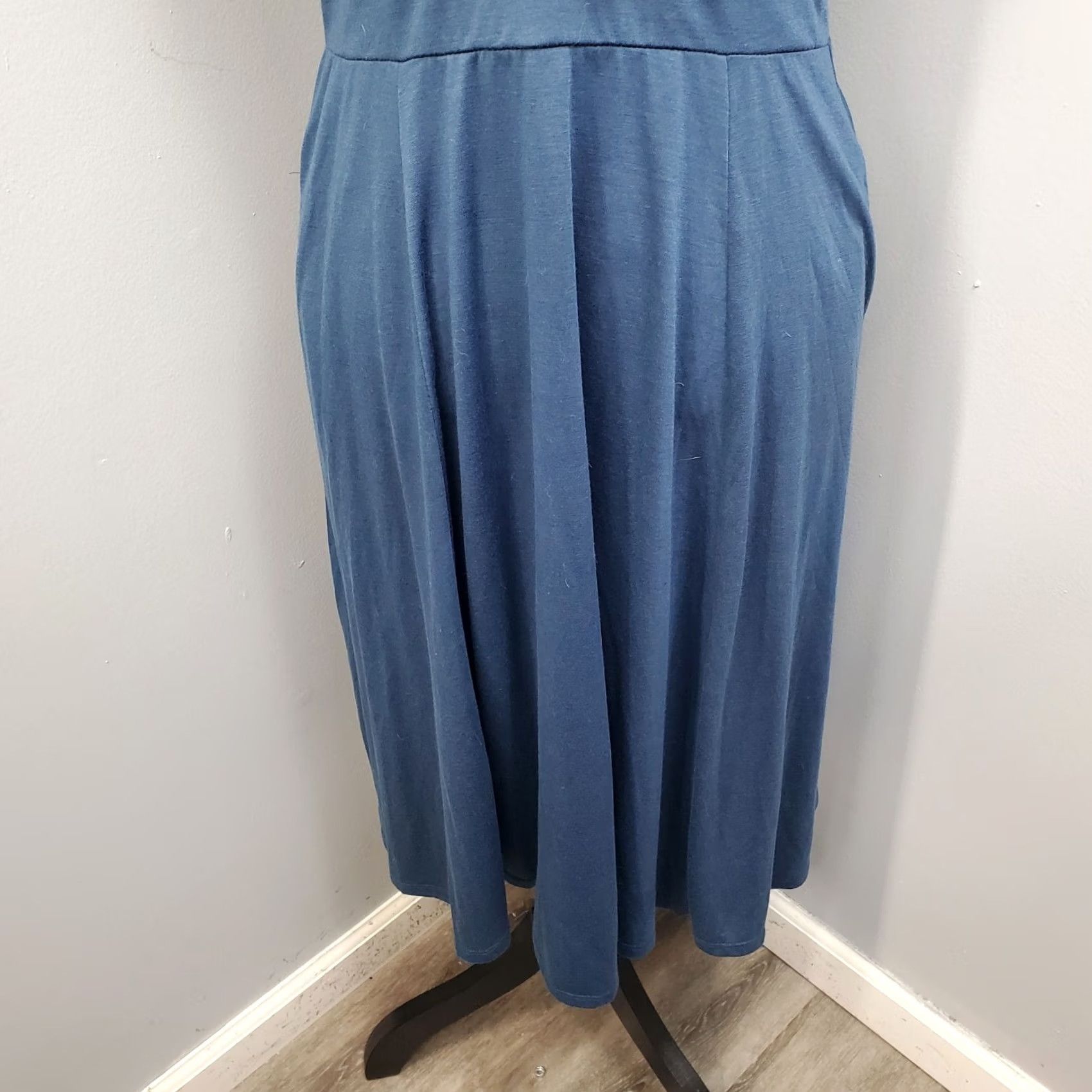 Lulus Lulus Womens Large Blue Rayon Wide Strap Keyhole Tie Front Pleated Sheath Dress Size L / US 10 / IT 46 - 5 Thumbnail