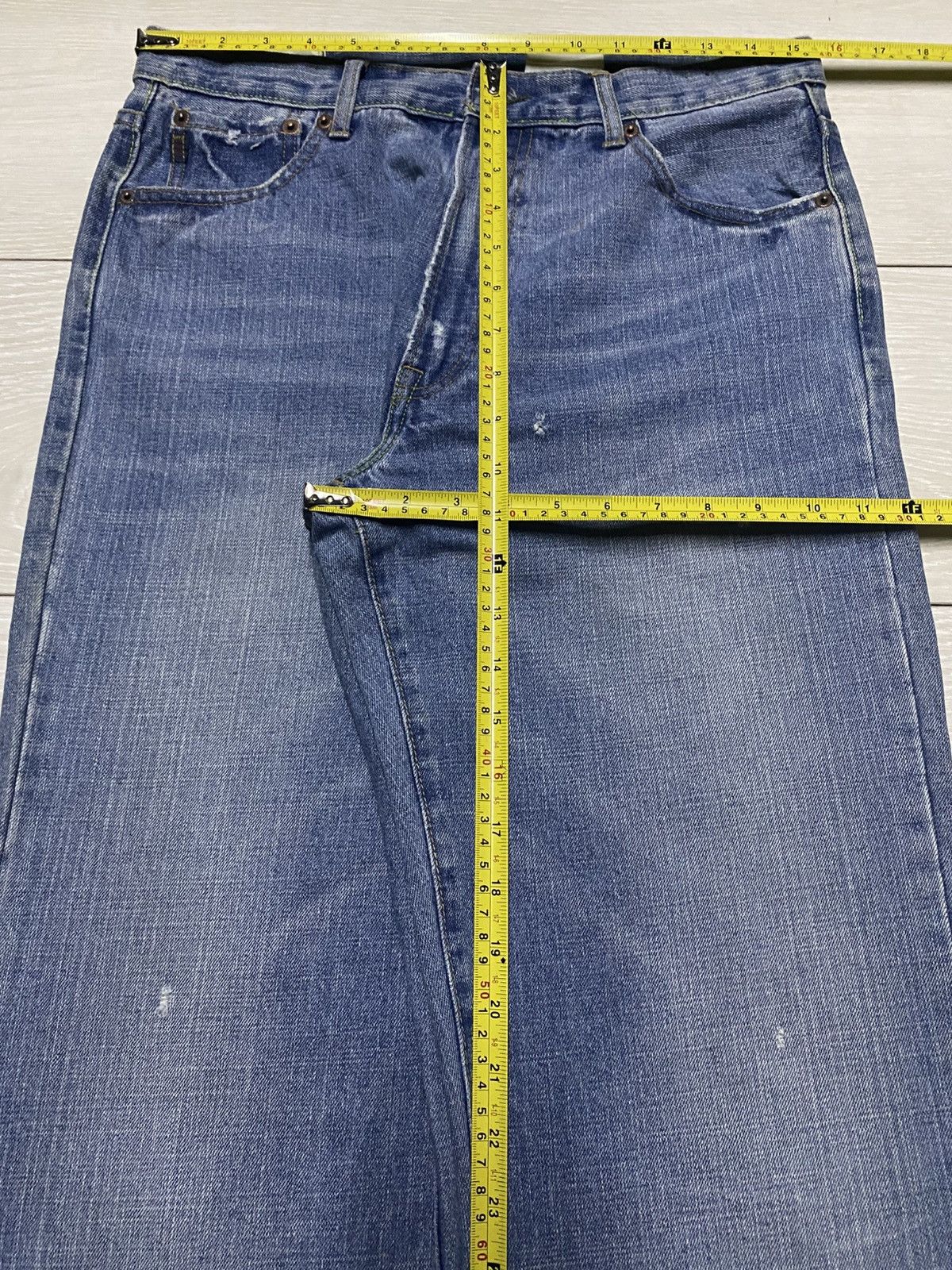 Abercrombie & Fitch Vintage Ambercrombie & Fitch Blue Wash Distressed Loose Jean Size US 31 - 13 Thumbnail