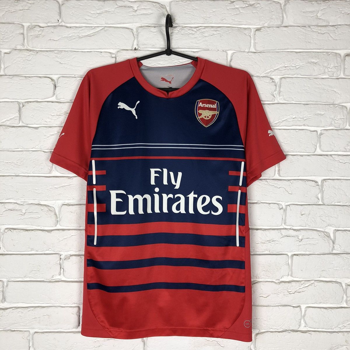 Puma Arsenal 2014 2015 training soccer jersey Size US S / EU 44-46 / 1 - 1 Thumbnail