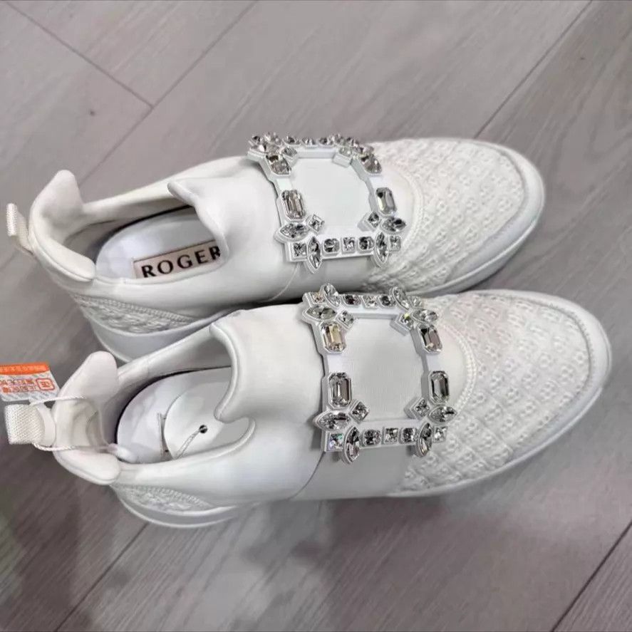 Roger Vivier Roger Vivier knit sneakers women's 38 Size US 7.5 / IT 37.5 - 1 Thumbnail