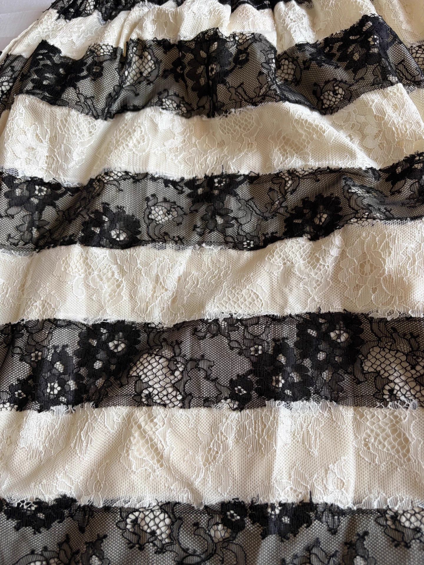 Junya Watanabe JUNYA WATANABE black white lace colorblocked skirts M Size 27" / US 4 / IT 40 - 9 Thumbnail