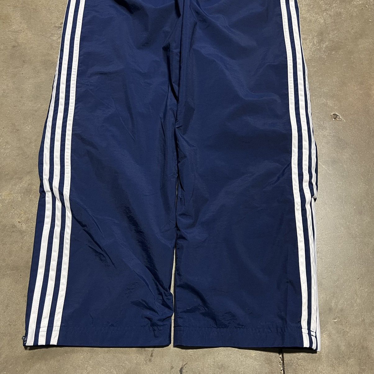 Adidas Vintage Adidas Track Pants Wide Leg Baggy Warm Up 3 Stripe Size US 34 / EU 50 - 6 Thumbnail