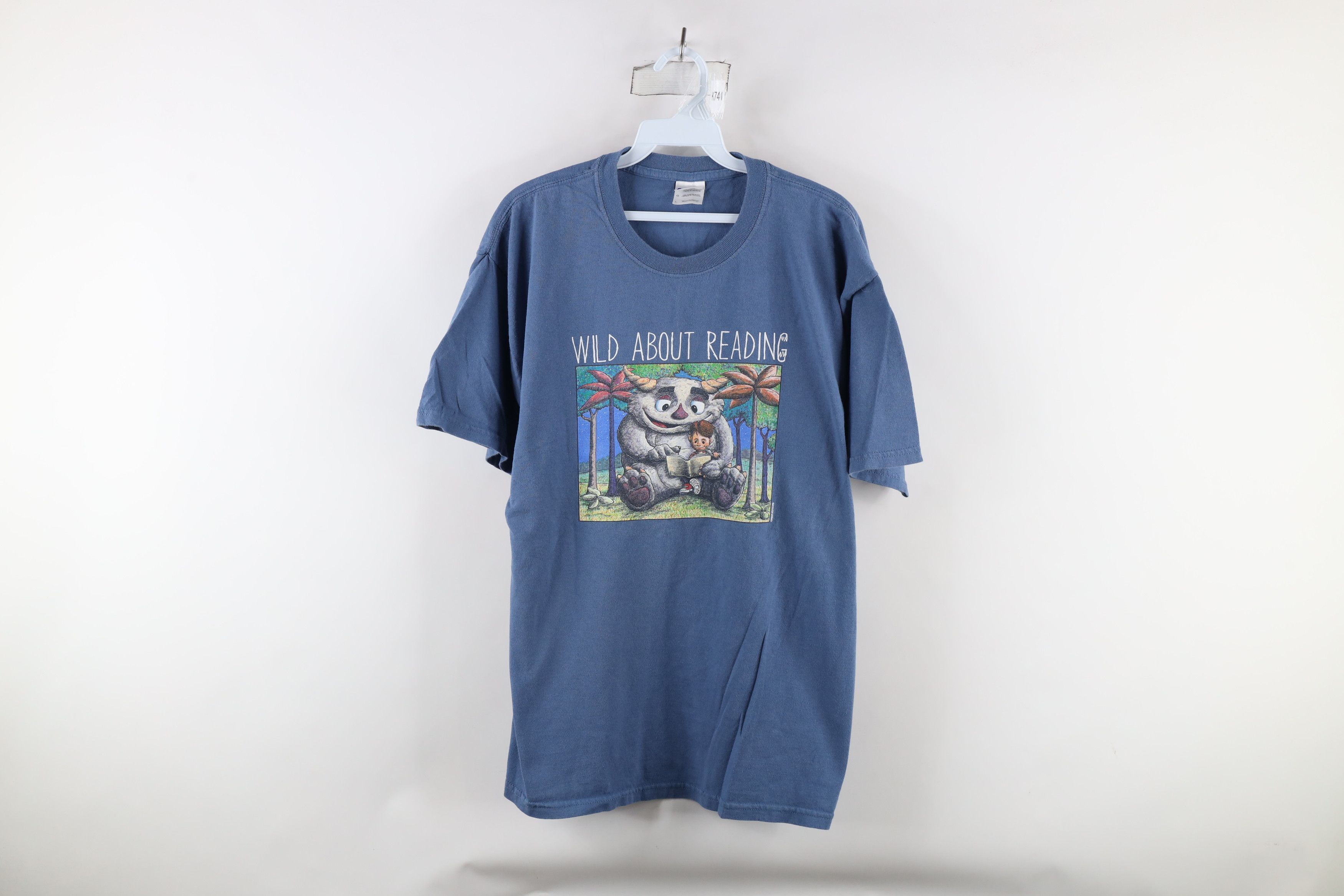 Vintage Vintage Y2K Where The Wild Things Are Reading T-Shirt Blue Size US L / EU 52-54 / 3 - 1 Thumbnail