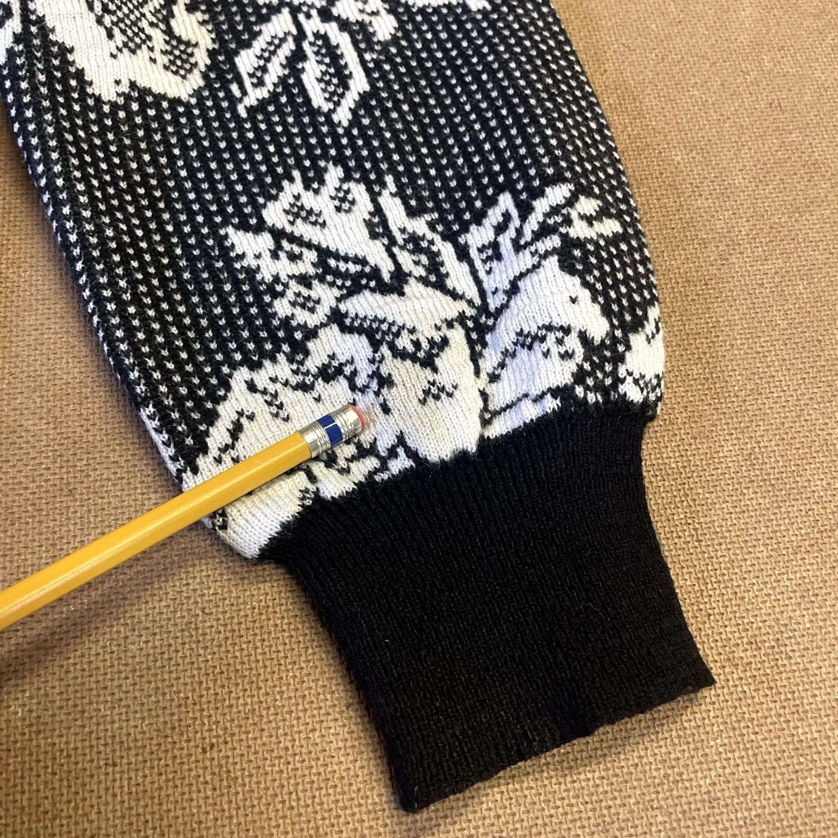 Vintage Nuggets Knit Sweater Womens XS Black Grandma Flowers Ladies Pullover Long Sleeve 1/2 Zip Casual Fall Spring Winter Knit Pattern Solid Size XS / US 0-2 / IT 36-38 - 4 Thumbnail