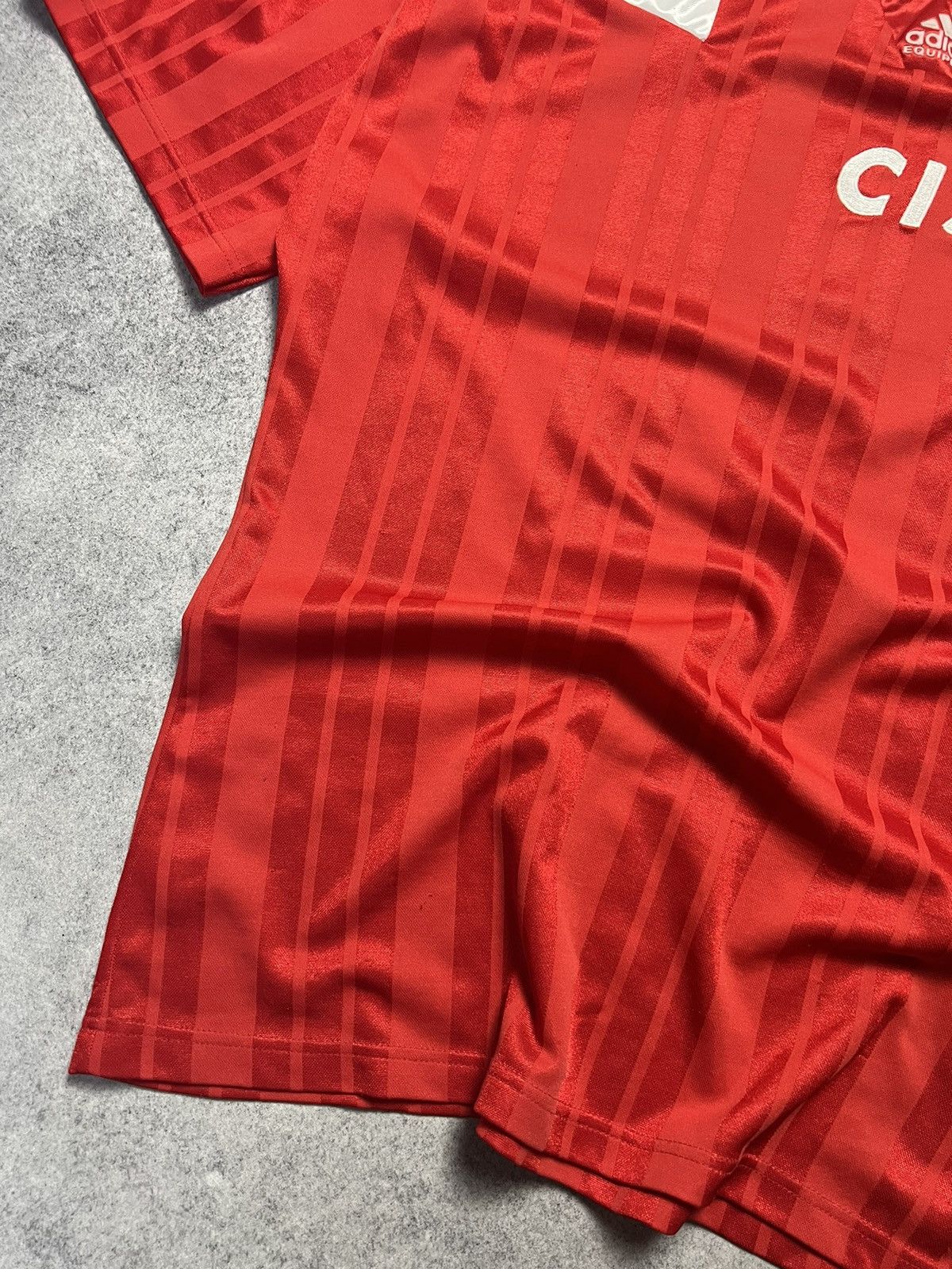 Vintage Vintage Adidas 1992 CIS Home Football Soviet Soccer Jersey Size US L / EU 52-54 / 3 - 4 Thumbnail