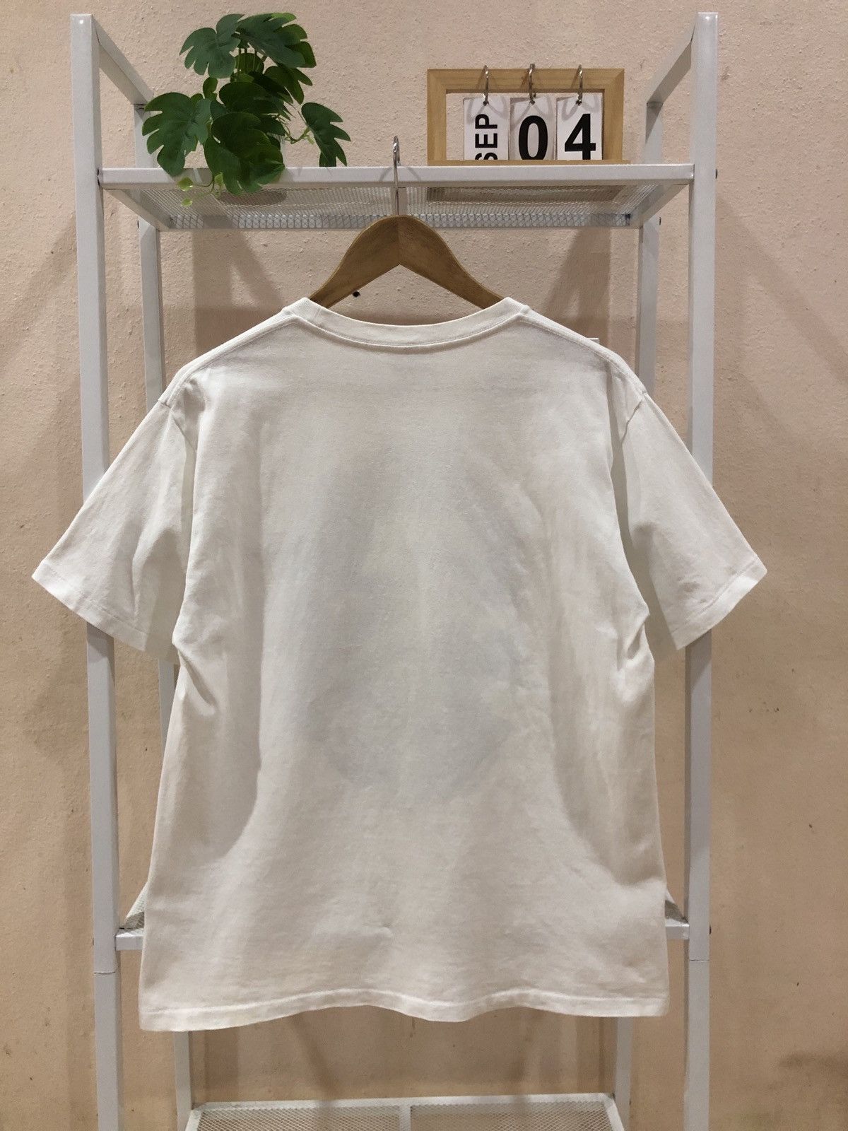 Bape BAPE Big Head Glow In The Dark Tee Size US M / EU 48-50 / 2 - 2 Thumbnail