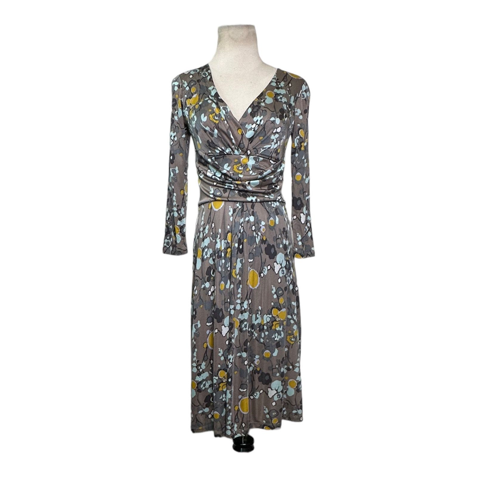 Boden Boden Limited Edition Floral Surplice Pleated Skirt Dress 4 Size S / US 4 / IT 40 - 1 Thumbnail