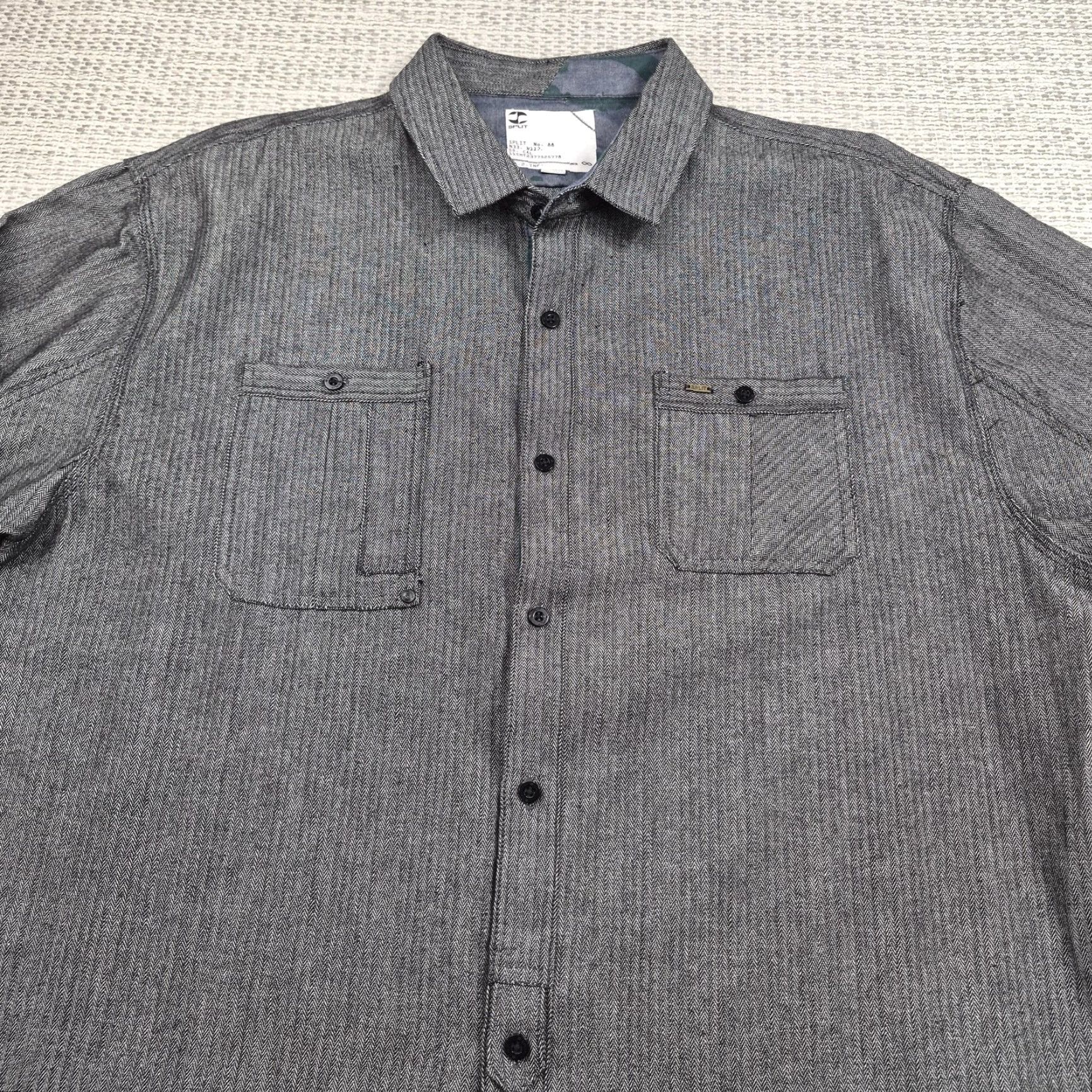 Vintage Split Shirt Mens 2XL Button-Up Gray Herringbone Long Sleeve Twill Casual Shirt Size US XXL / EU 58 / 5 - 4 Thumbnail