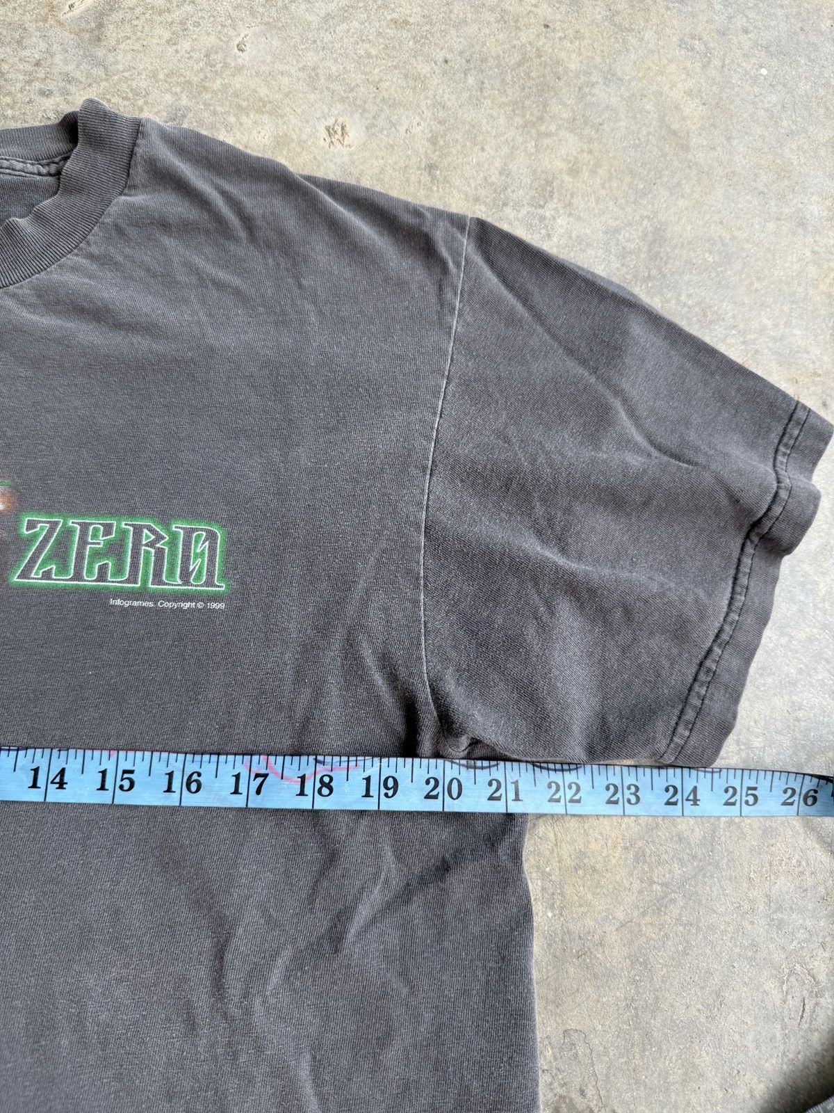 Vintage *RARE* 1999 90s VINTAGE SLAVE ZERO VIDEO GAME PROMO TEE Size US L / EU 52-54 / 3 - 7 Thumbnail