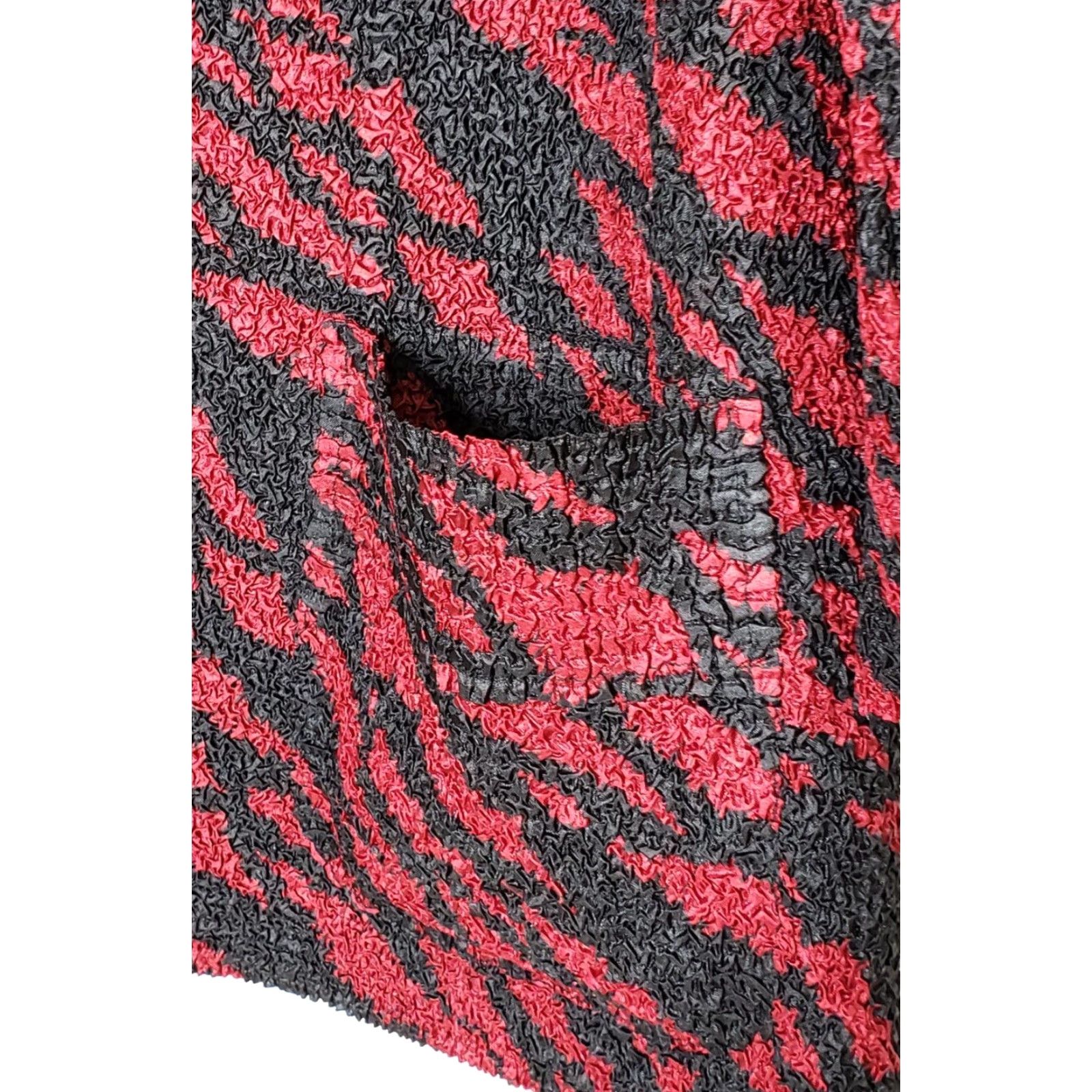 Vintage Chico’s Travelers Blazer Women Blazer 12 Red Leopard Print Collared Button Front 3/4 Sleeves Pockets Lightweight Size XL / US 12-14 / IT 48-50 - 3 Thumbnail