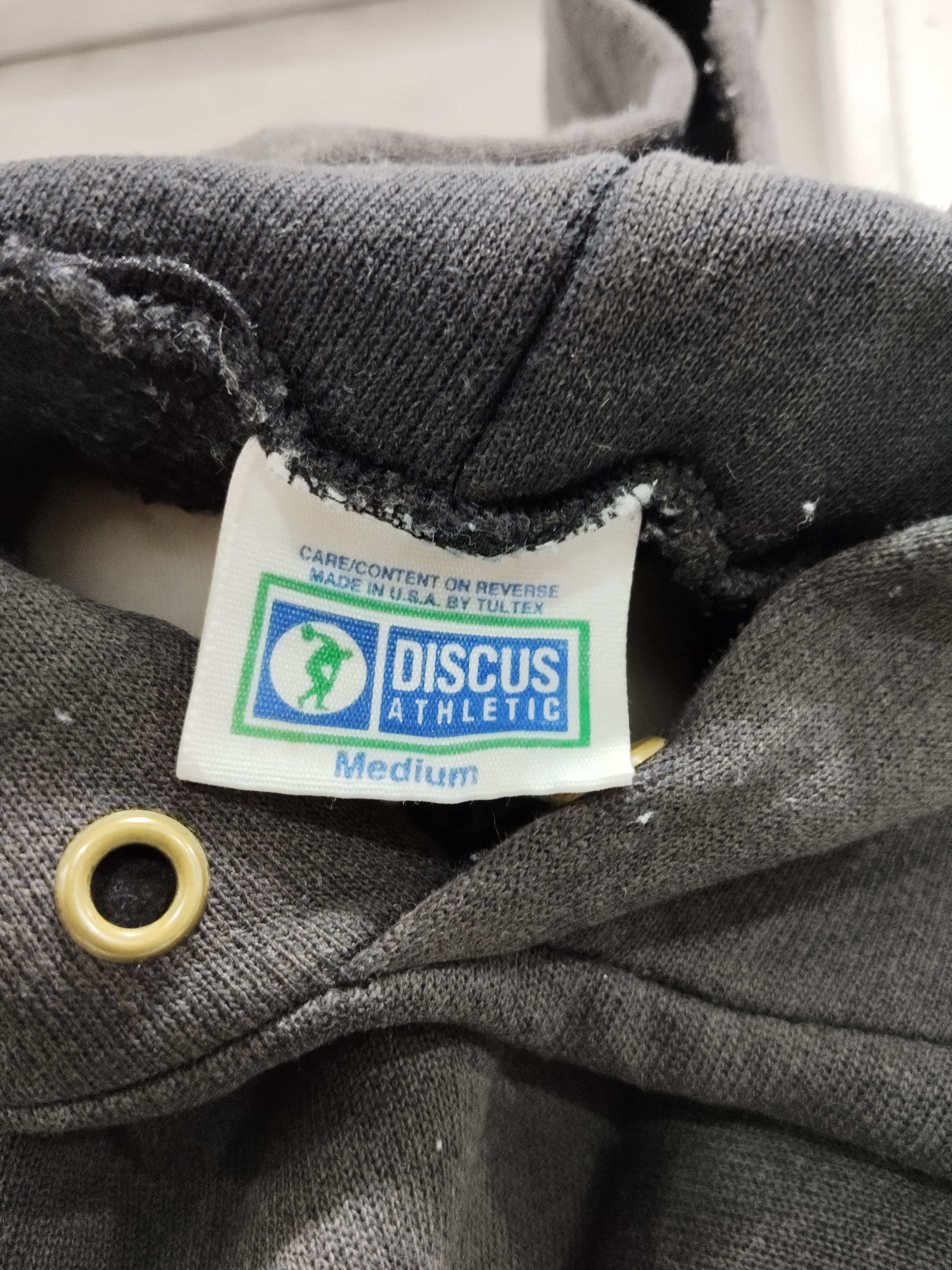 Vintage Vintage 90s Discuss Athletic Plain Hoodie Sweatshirt Size US M / EU 48-50 / 2 - 5 Thumbnail