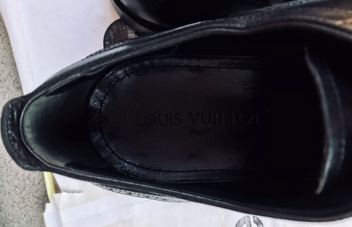 Louis Vuitton Louis Vuitton Black Brogue Leather Lace Up Oxfords LV Logo Size US 9 / EU 42 - 13 Thumbnail