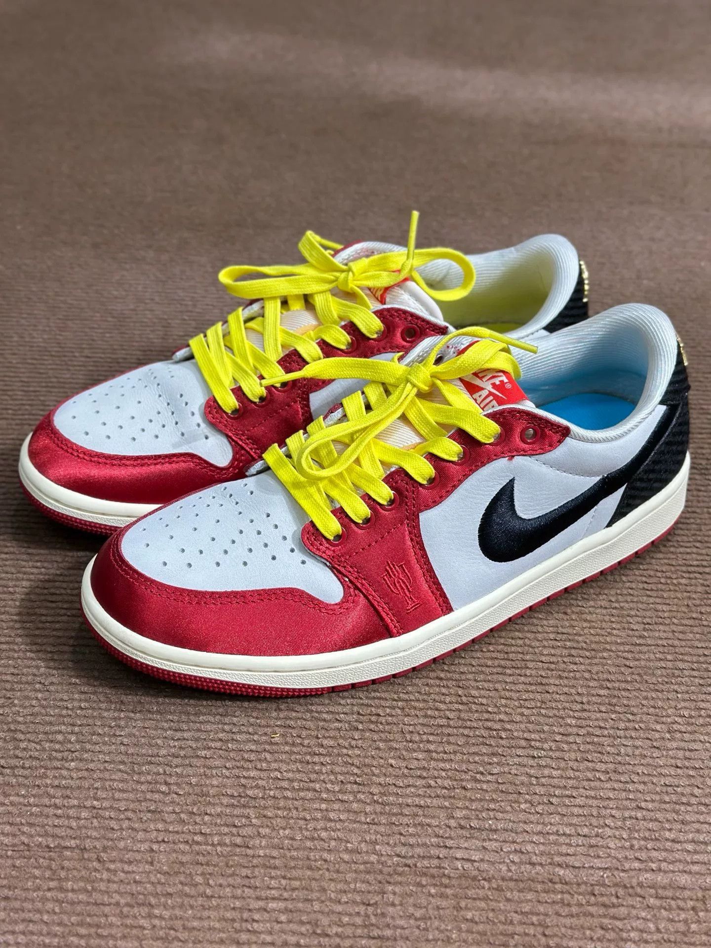 Nike Nike Black Lowtop Sneakers 40 Men Size US 7.5 / EU 40-41 - 1 Thumbnail
