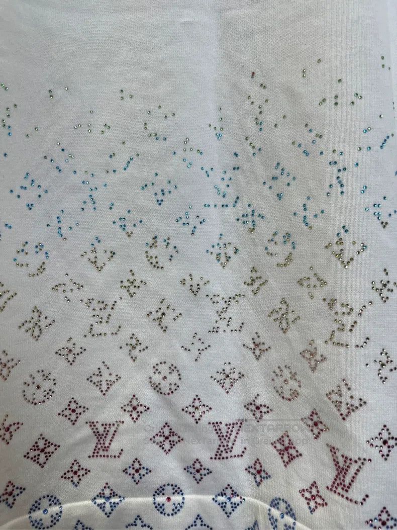 Louis Vuitton Louis Vuitton Rhinestone gradient knit short sleeves Size US M / EU 48-50 / 2 - 4 Thumbnail
