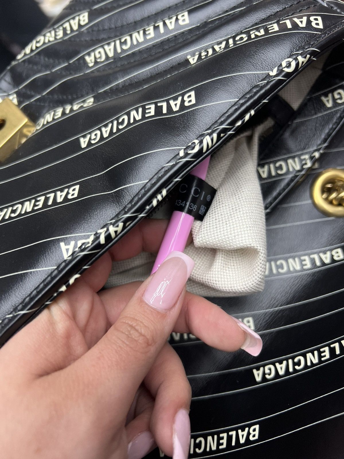 Gucci Gucci x Balenciaga “The Hacker Project” Size ONE SIZE - 9 Thumbnail