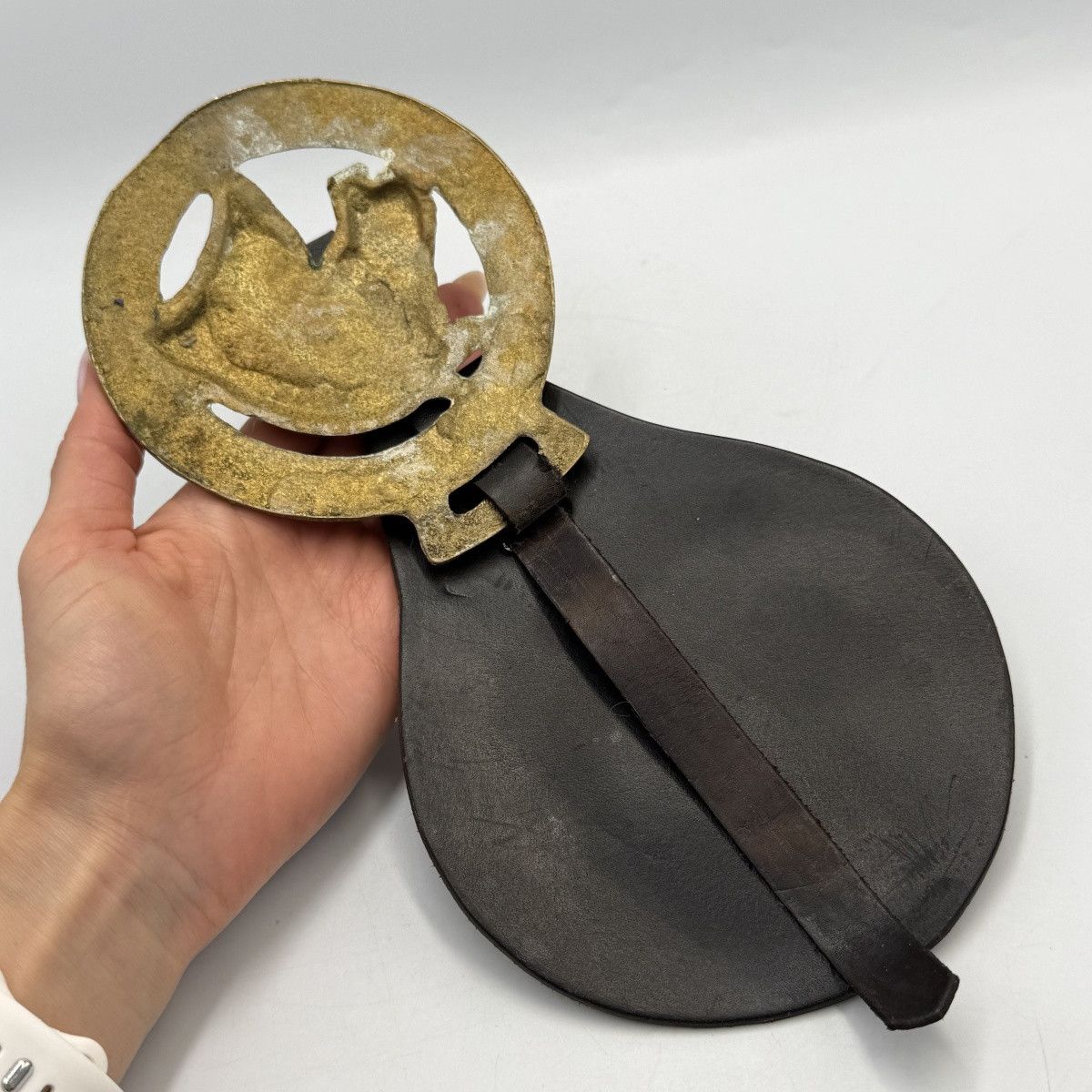 Vintage Vintage Horse Brass Medallion Leather Martingale Horse Head Size ONE SIZE - 2 Thumbnail