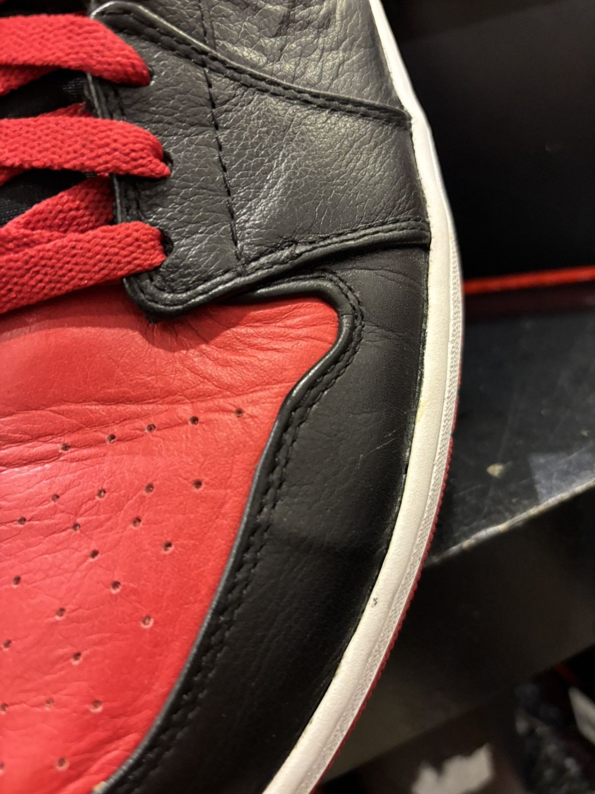Jordan Brand Jordan 1 retro high 2010 ‘Banned’ Size US 12 / EU 45 - 4 Thumbnail