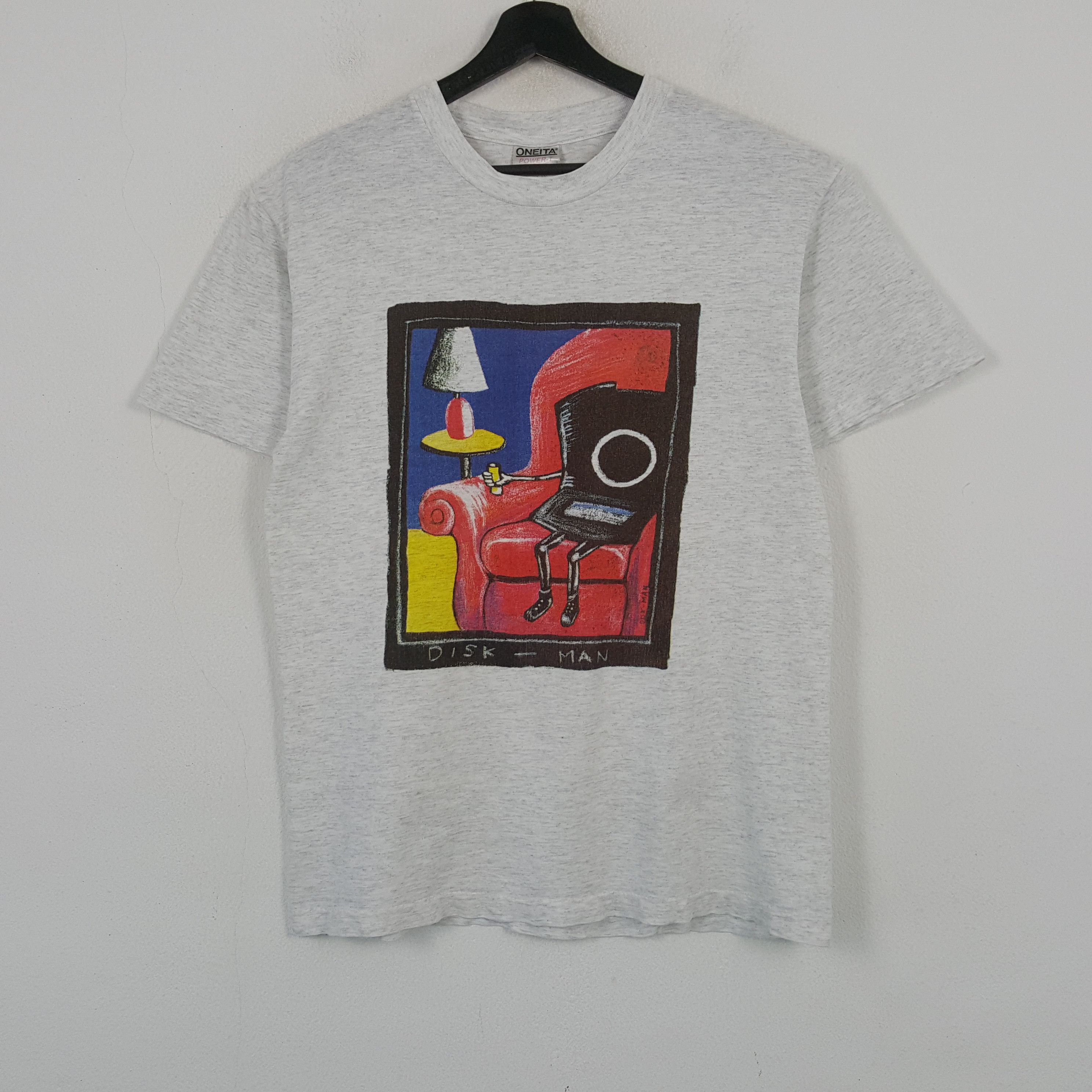 Vintage Disk Man Art Style Tshirt RR19 Size US M / EU 48-50 / 2 - 1 Thumbnail