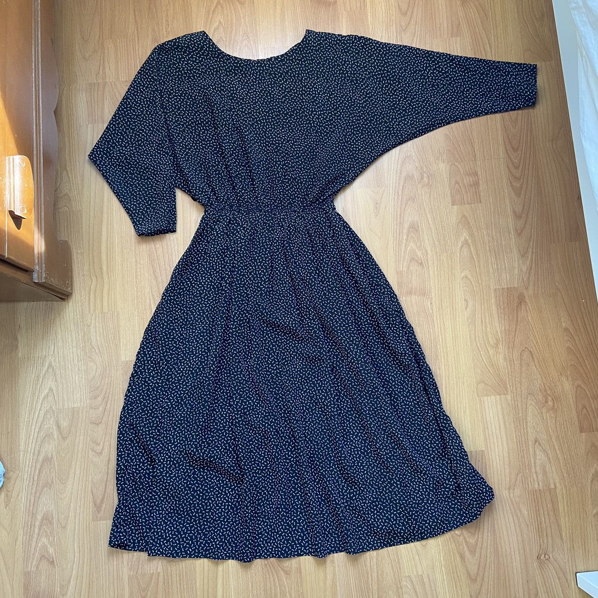 Vintage Vintage Secrets Women’s White Dot Dress Size 11/12 Size XL / US 12-14 / IT 48-50 - 1 Thumbnail