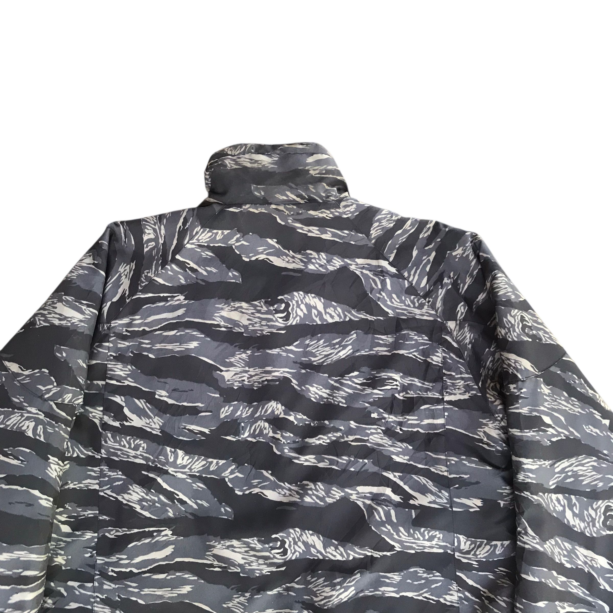 Japanese Brand Boss Coffee Tiger Striped / Large Size Size US L / EU 52-54 / 3 - 6 Thumbnail
