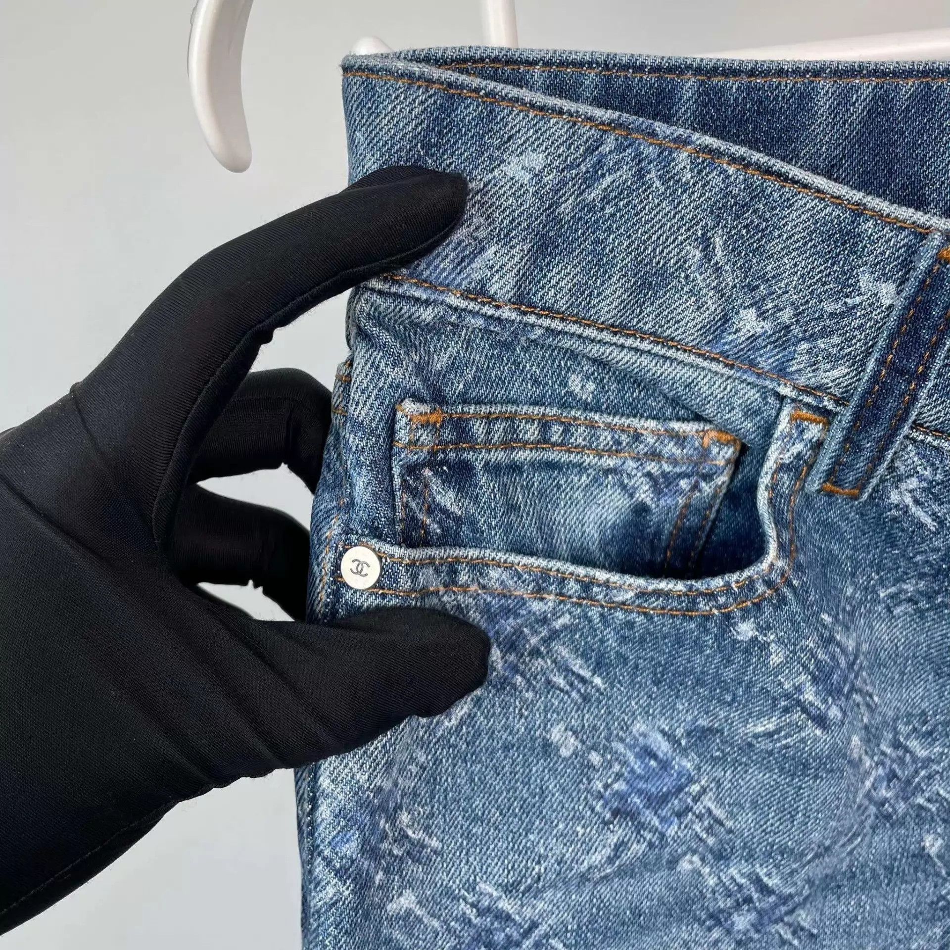 Chanel Chanel 95 New Blue All Over Print Jeans 38 Size 27" / US 4 / IT 40 - 7 Thumbnail