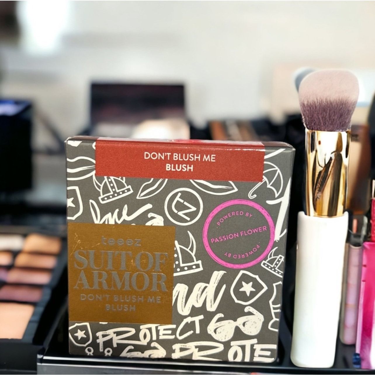 NBDN Nobrandedon Teeez Cosmetics Suit of Armor Blusher in Mauve Size ONE SIZE - 5 Thumbnail
