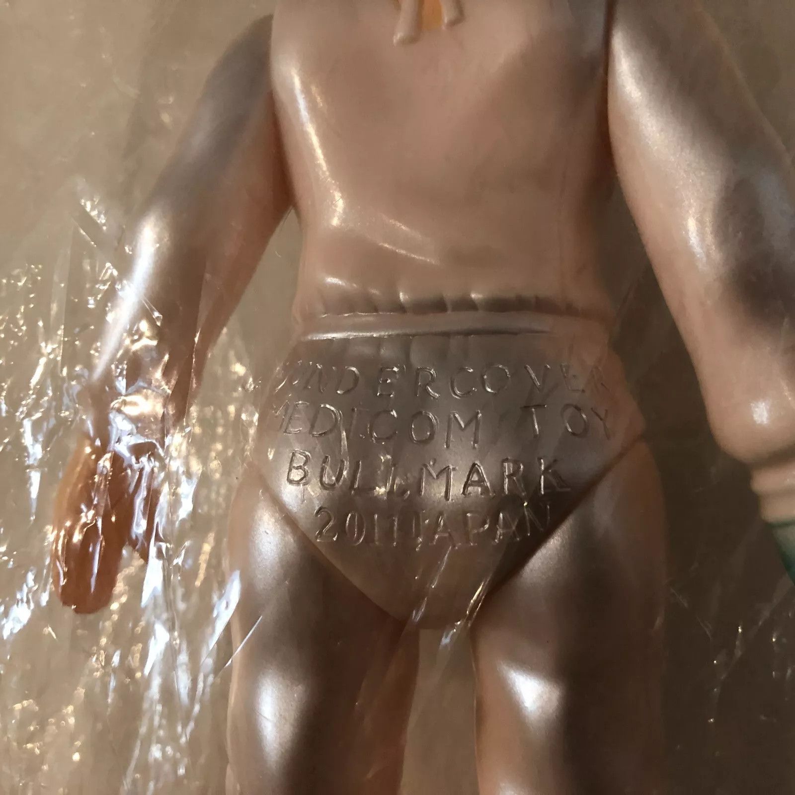Medicom Toy × Undercover 100% Authentic 2011 UNDERMAN Action Figure SEALED Size ONE SIZE - 5 Thumbnail