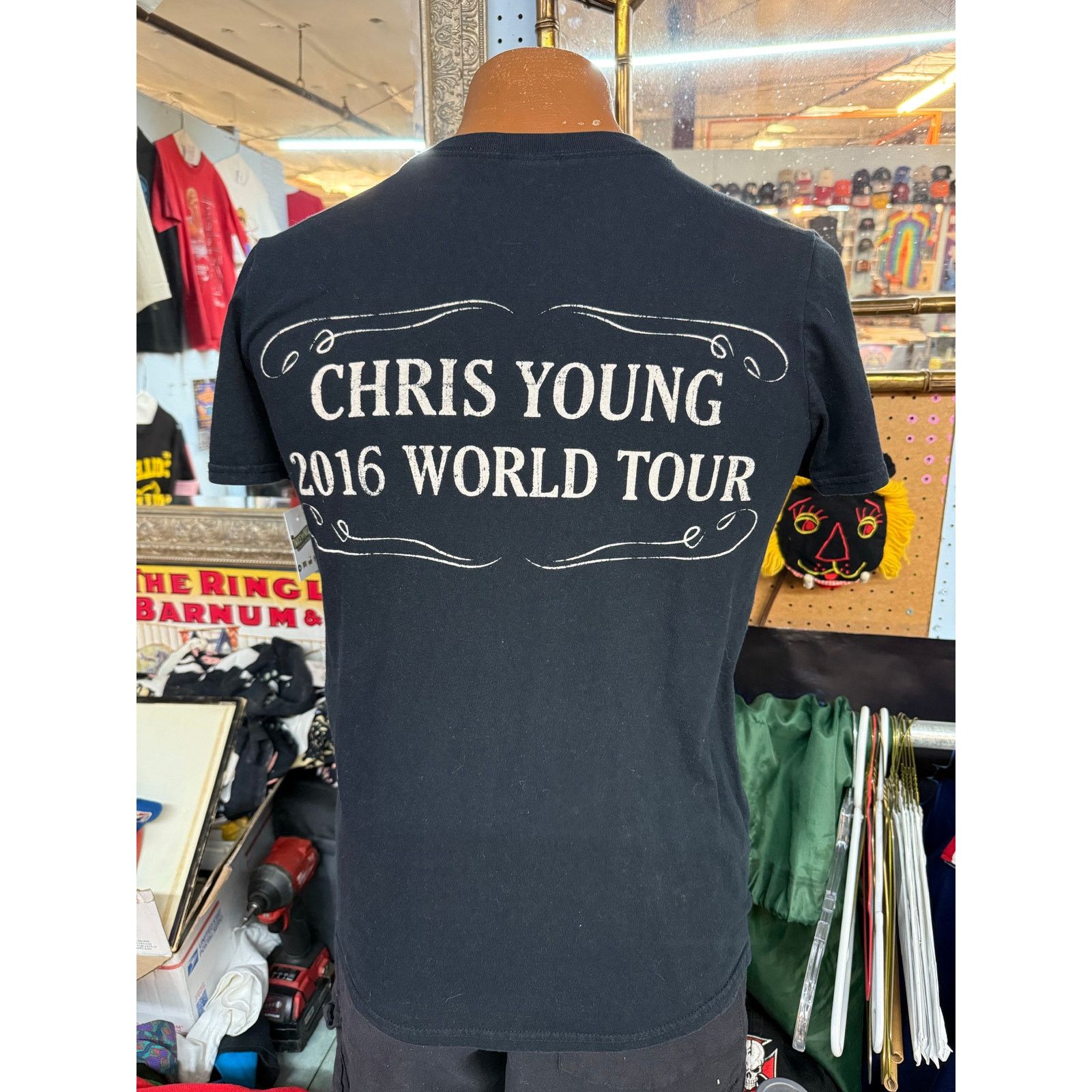 Other 2016 Chris Young World Tour Size US S / EU 44-46 / 1 - 2 Thumbnail