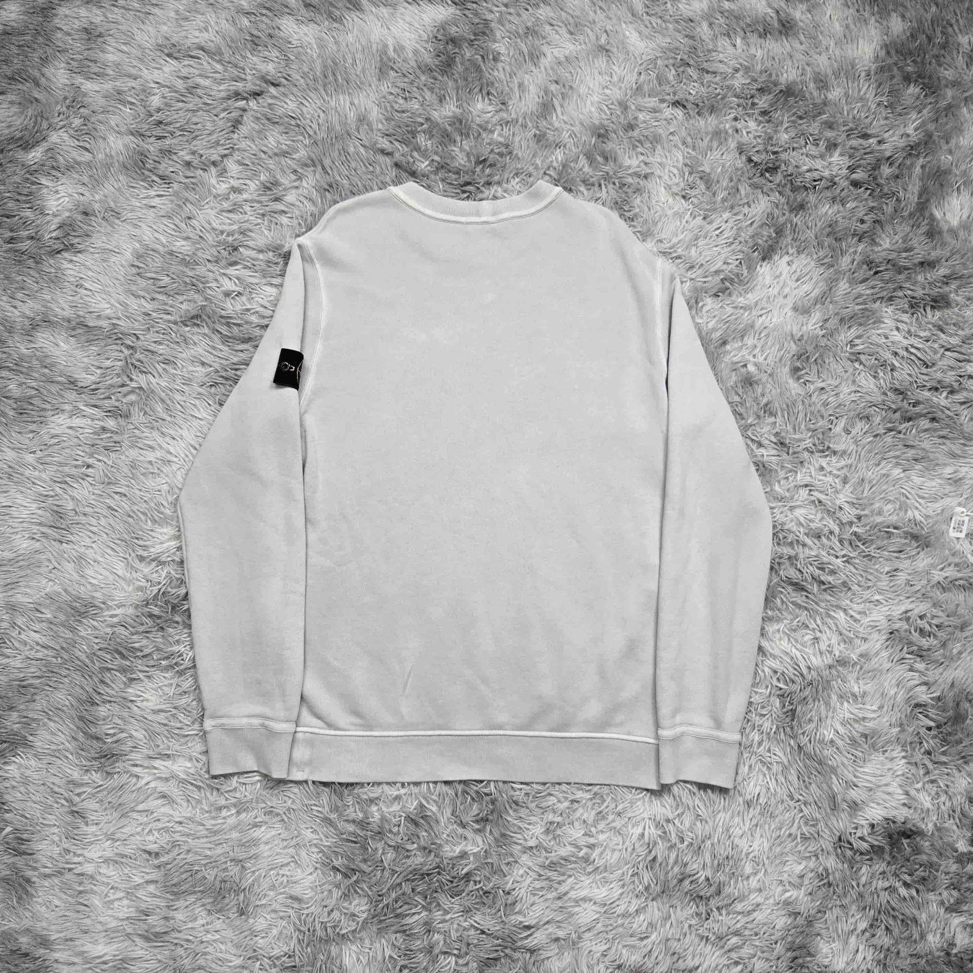 Stone Island stone island light gray basic sweatshirt size L Size US L / EU 52-54 / 3 - 2 Thumbnail