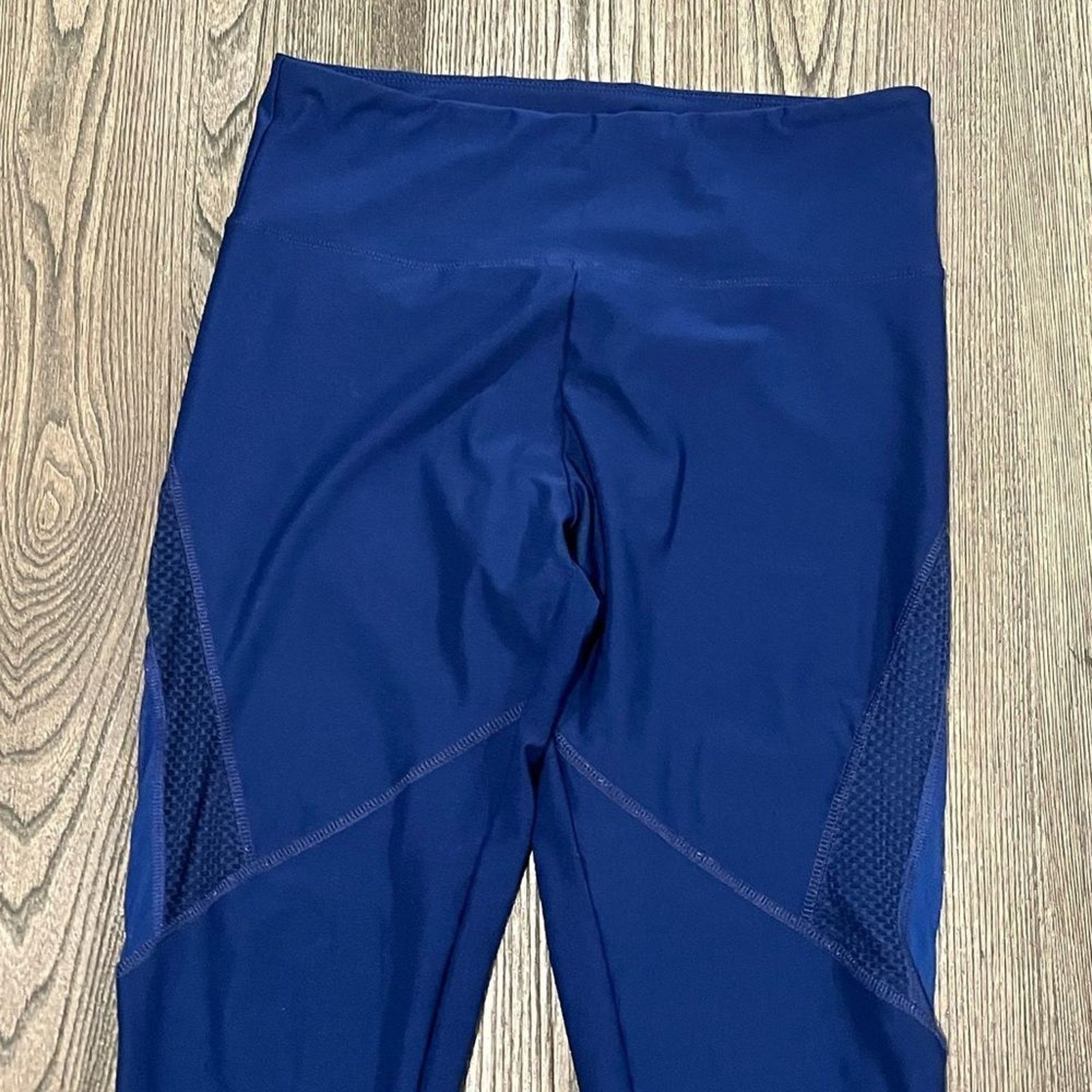 Bally Bally Total Fitness Leggings Cropped High Rise Fitted Size L Size 31" - 3 Thumbnail
