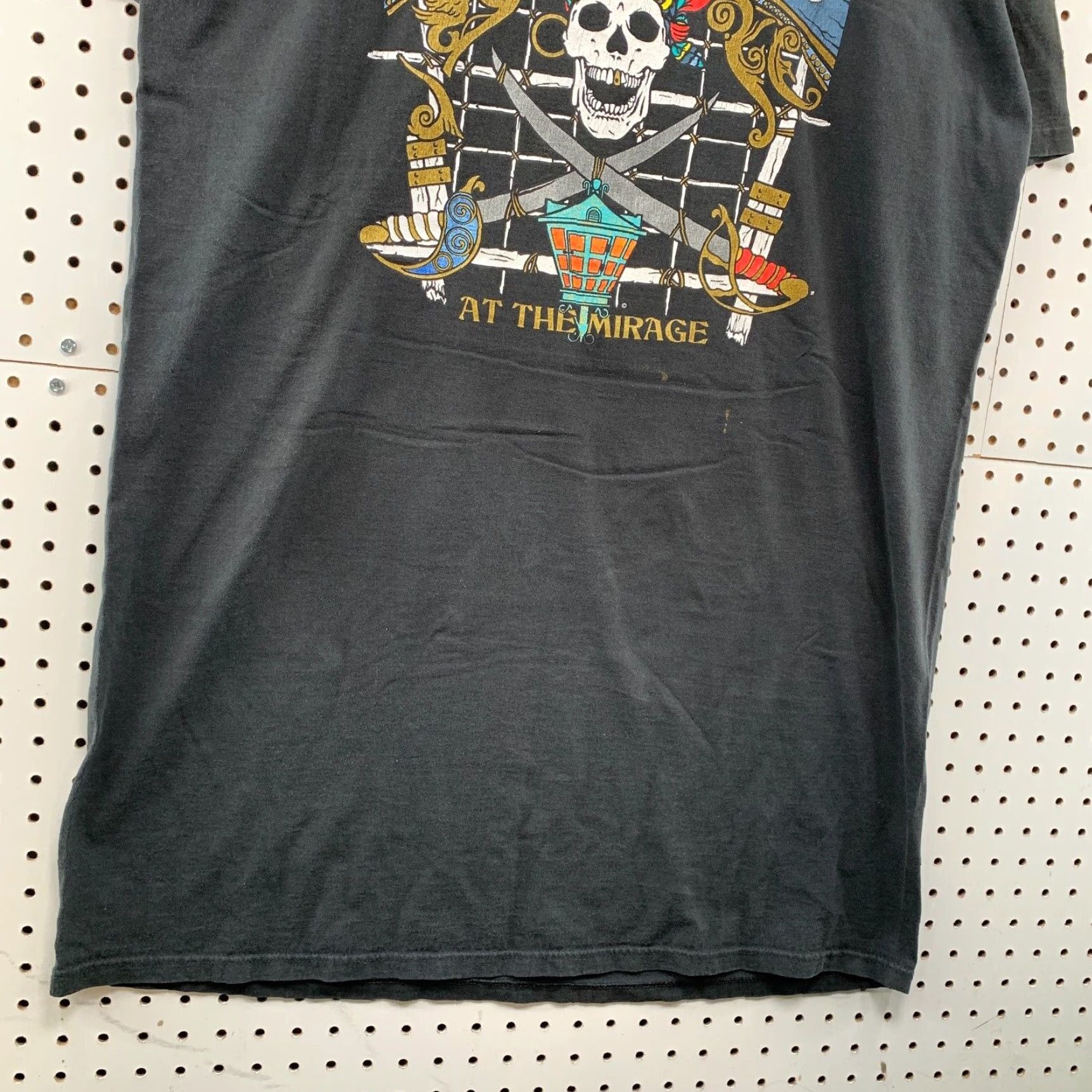 Jerzees VINTAGE JERZEES 90s Treasure Island Graphic Print Shirt Adult One Size Black Single Stitch Skull USA Mens Size US M / EU 48-50 / 2 - 4 Thumbnail