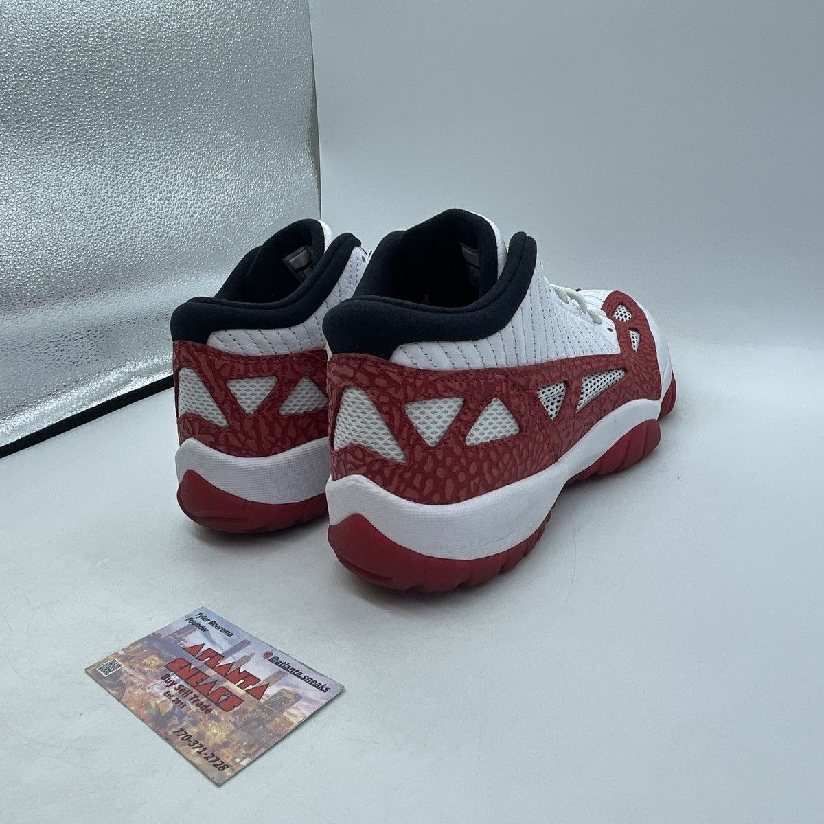 Jordan Brand Air Jordan 11 gym red Size US 9 / EU 42 - 5 Thumbnail