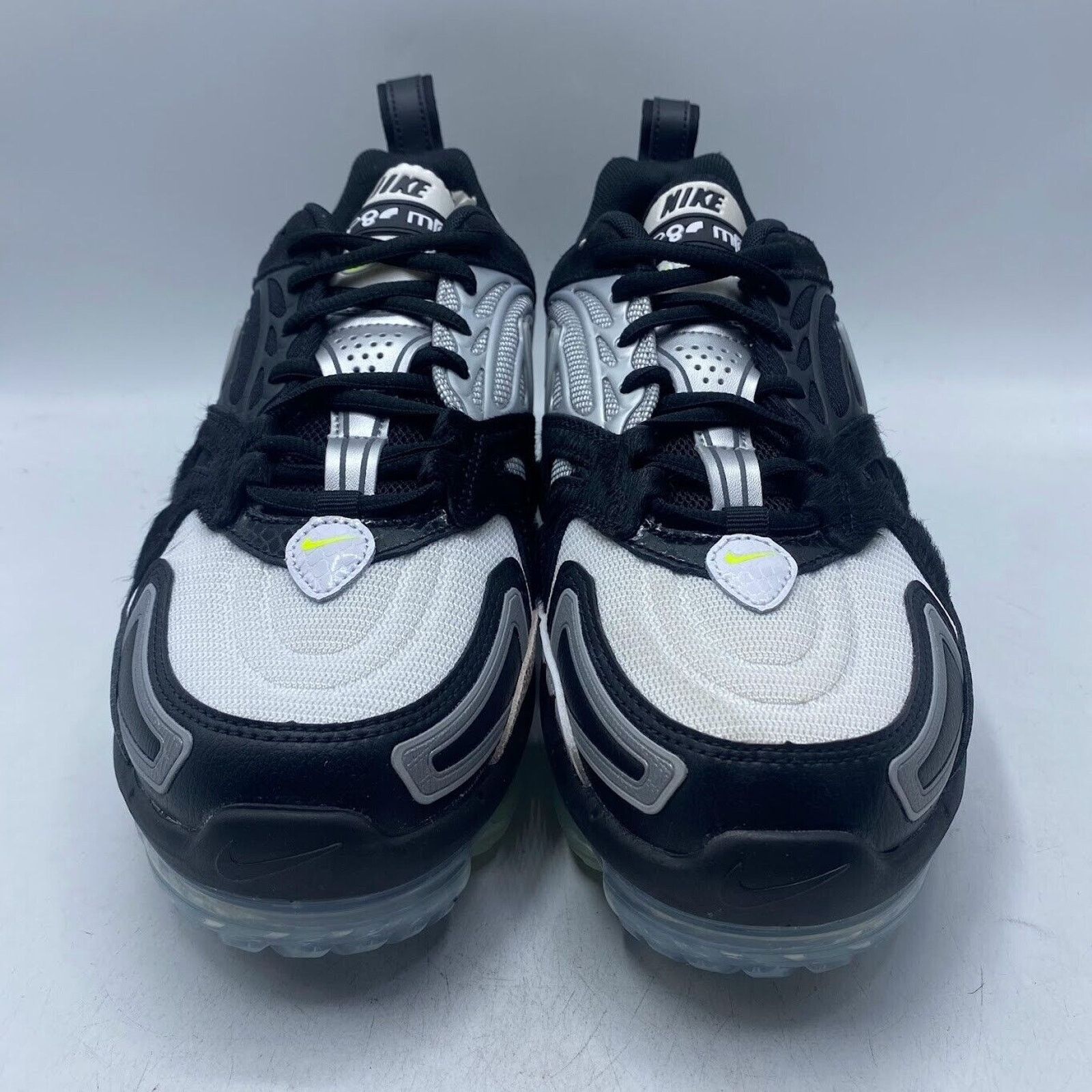 Nike NEW Nike Air VaporMax Evo Black Silver Men's DD3054 001 Size US 8.5 / EU 41-42 - 4 Thumbnail
