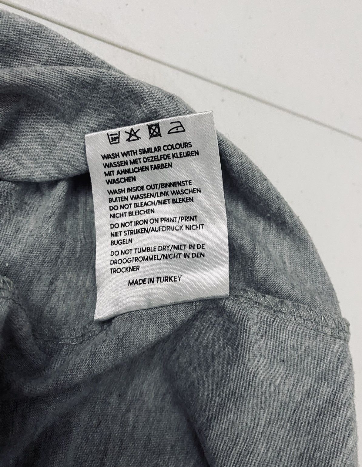Other Men’s Fox Premium Amsterdam Biketown Crewneck Tee L VGC Size US L / EU 52-54 / 3 - 6 Thumbnail