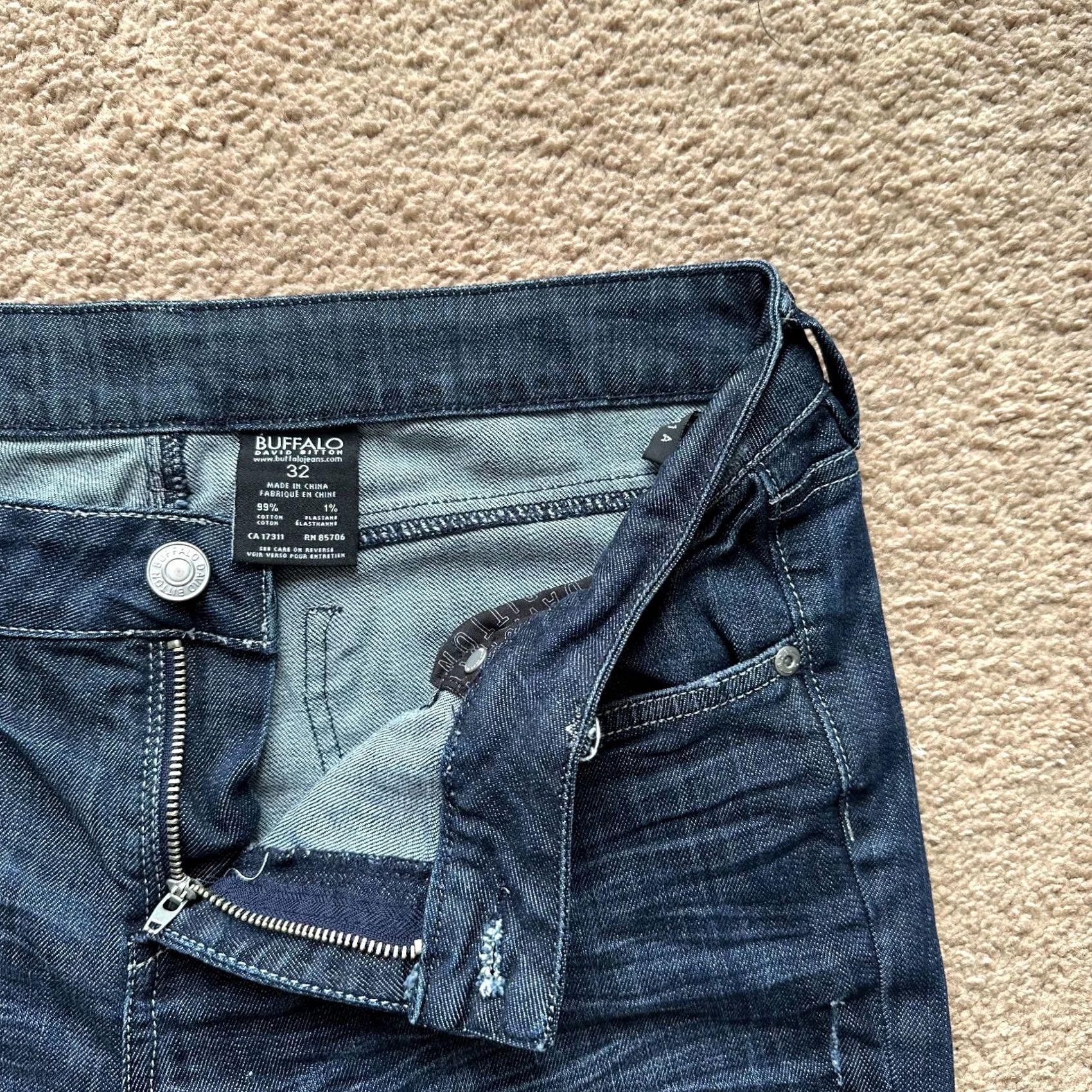 Buffalo David Bitton Buffalo David Bitton Jeans Mens 34x32 Lara Slim Blue Darker Wash Mid Rise Jeans Size US 34 / EU 50 - 4 Thumbnail