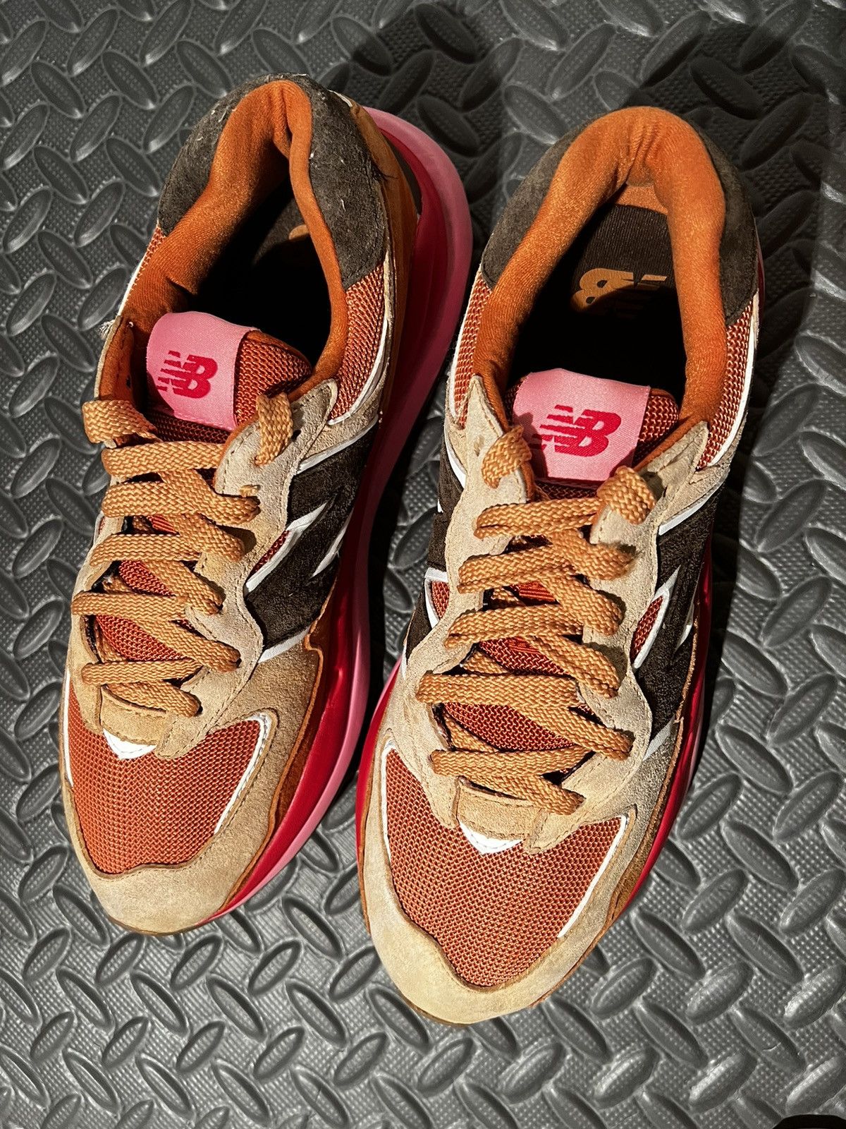 New Balance CLEAN New Balance 57/40 Brown Pink size 9.5 Womens shoes Size US 9.5 / IT 39.5 - 4 Thumbnail