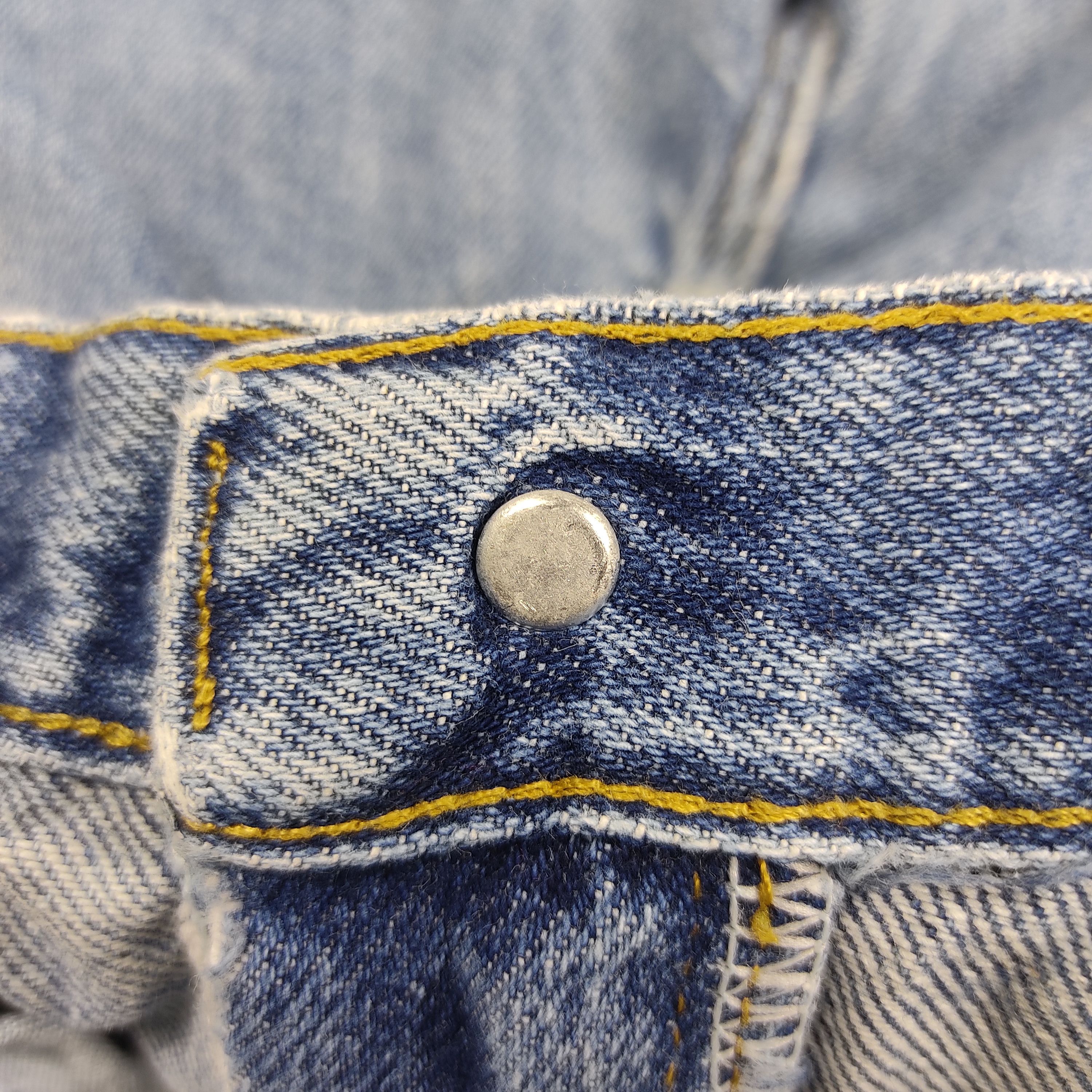 Lee × Vintage 90s Vintage Lee Blue Light Wash Jeans L505 Size US 36 / EU 52 - 13 Thumbnail