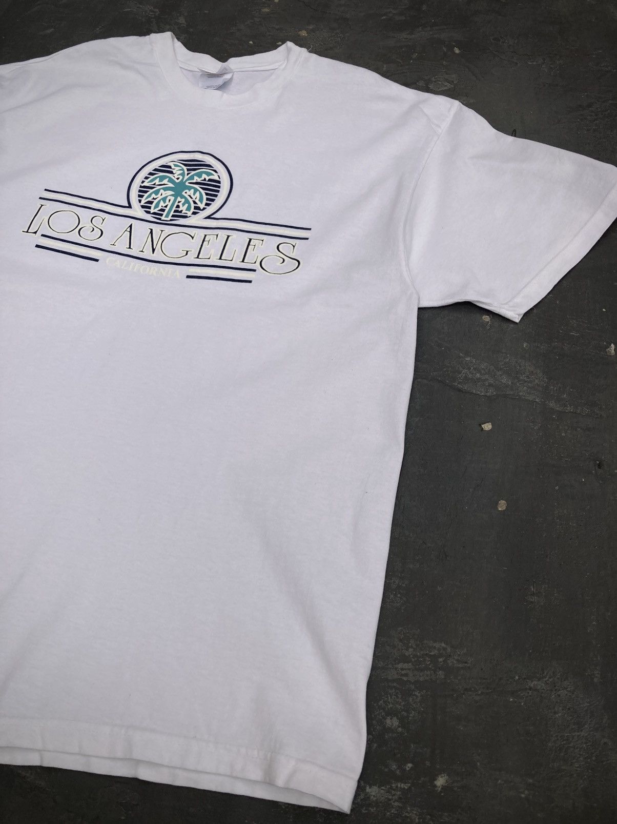 MLB × Vintage Vintage 90s Los Angeles Souvenir Tee Size US XL / EU 56 / 4 - 3 Thumbnail