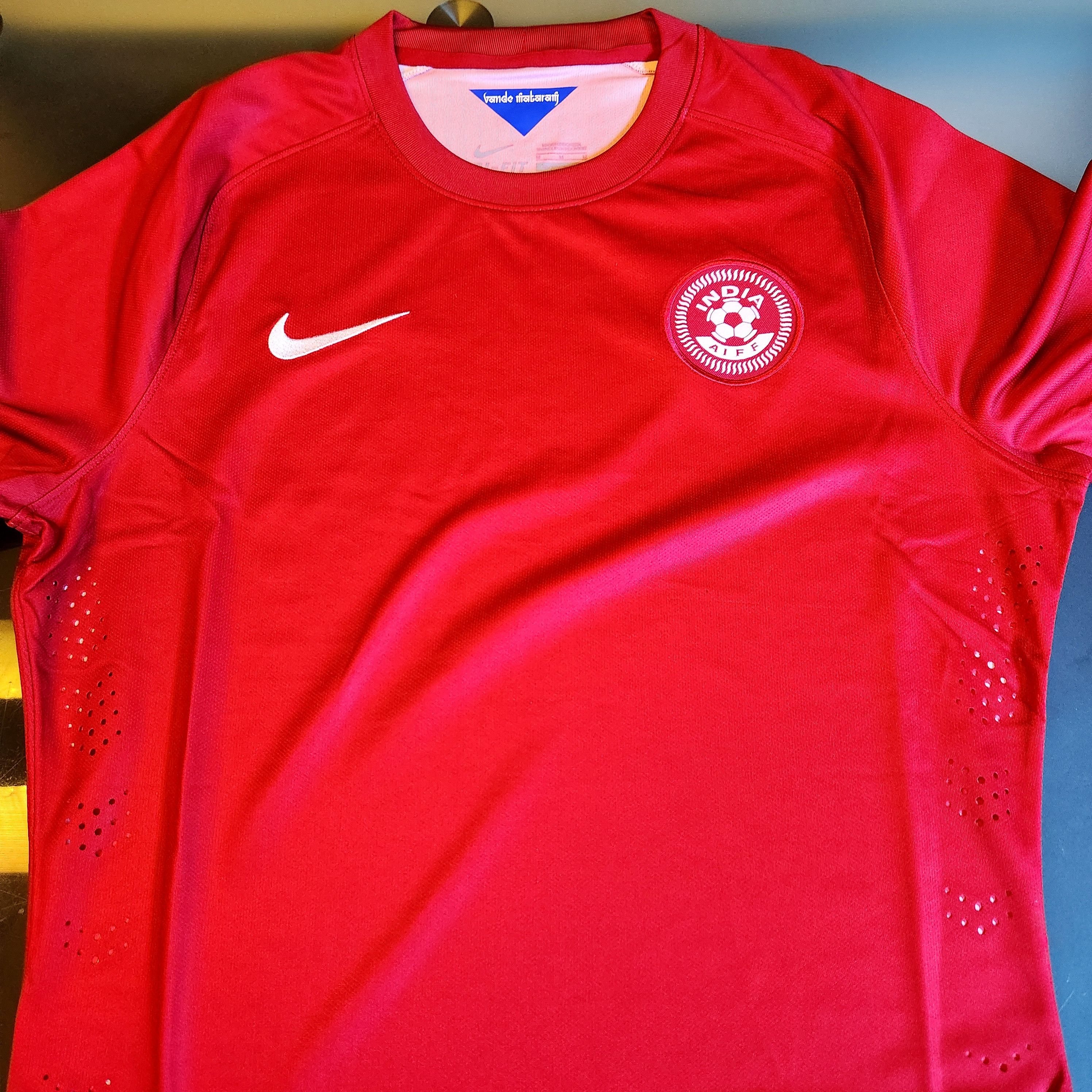 Nike Authentic India 2014-2015 Long Sleeve Goalkeeper GK Jersey Size US M / EU 48-50 / 2 - 2 Thumbnail