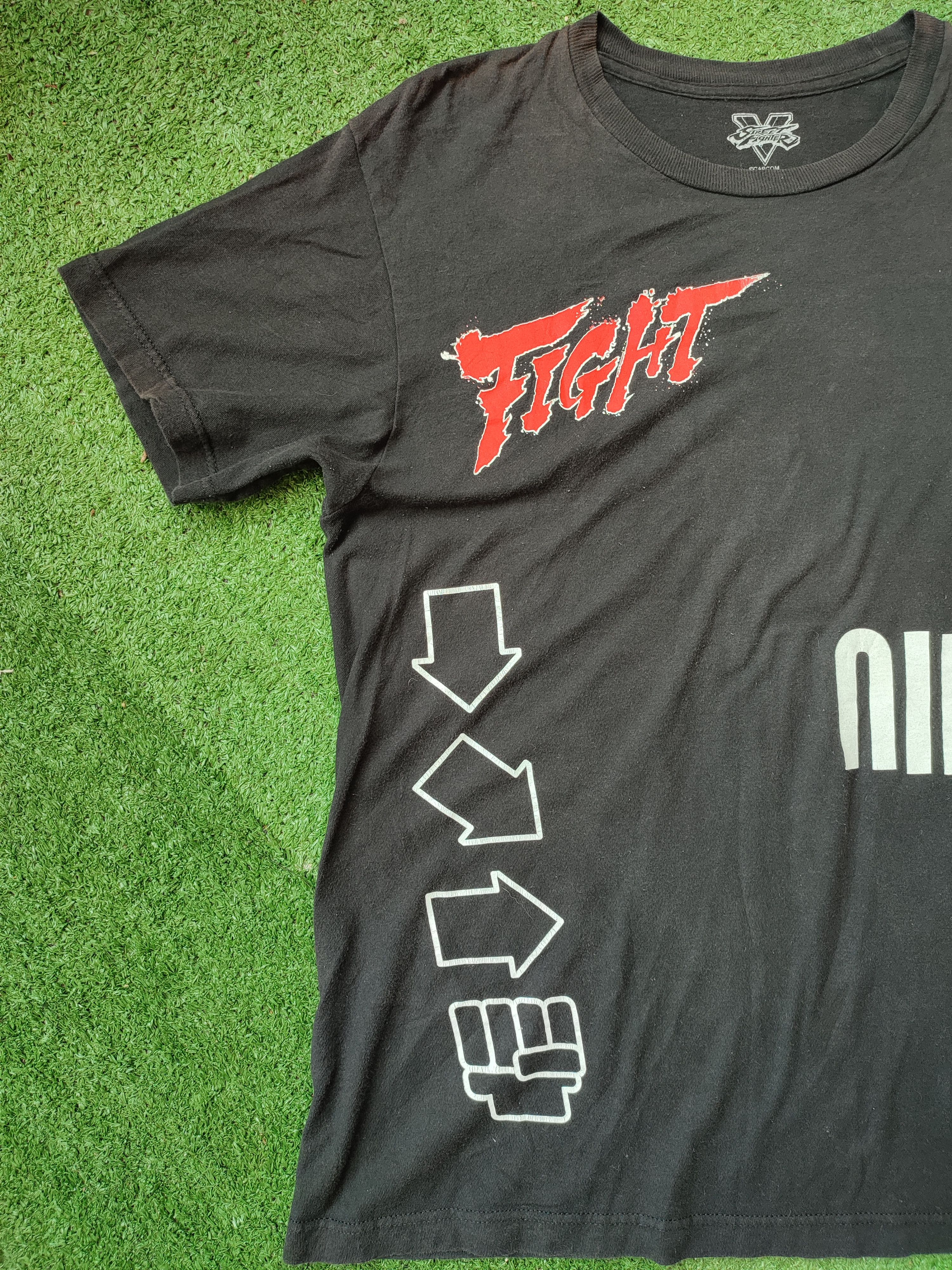 Street Fighter Vintage Street Fighter Sun Faded Tees Size US L / EU 52-54 / 3 - 2 Thumbnail