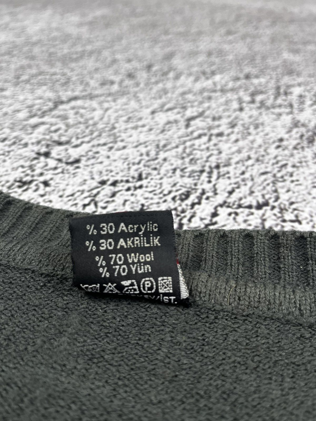Vintage Vintage Y2K wool old money cardigan sweater size XL Size US XL / EU 56 / 4 - 7 Thumbnail