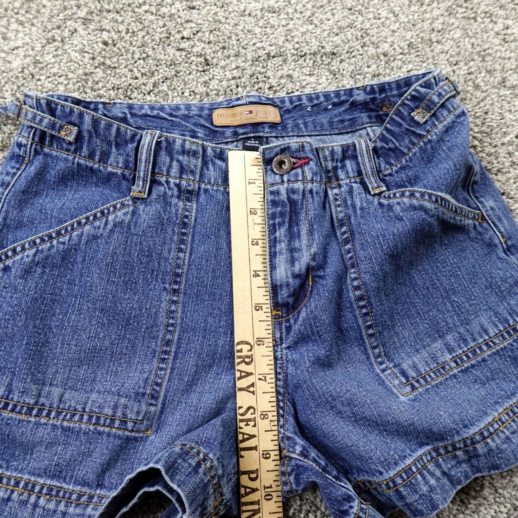 Tommy Hilfiger VINTAGE Tommy Hilfiger Shorts Womens 7 Denim Dark Blue Jorts Mini Micro 00s Y2K Size 28" / US 6 / IT 42 - 4 Thumbnail