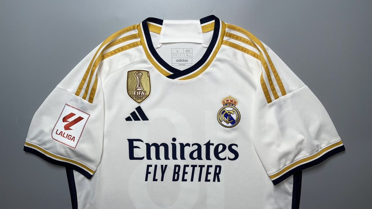 Adidas × Vintage REAL MADRID 2023/2024 FOOTBALL HOME JERSEY #18 TCHOUAMENI Size US L / EU 52-54 / 3 - 3 Thumbnail