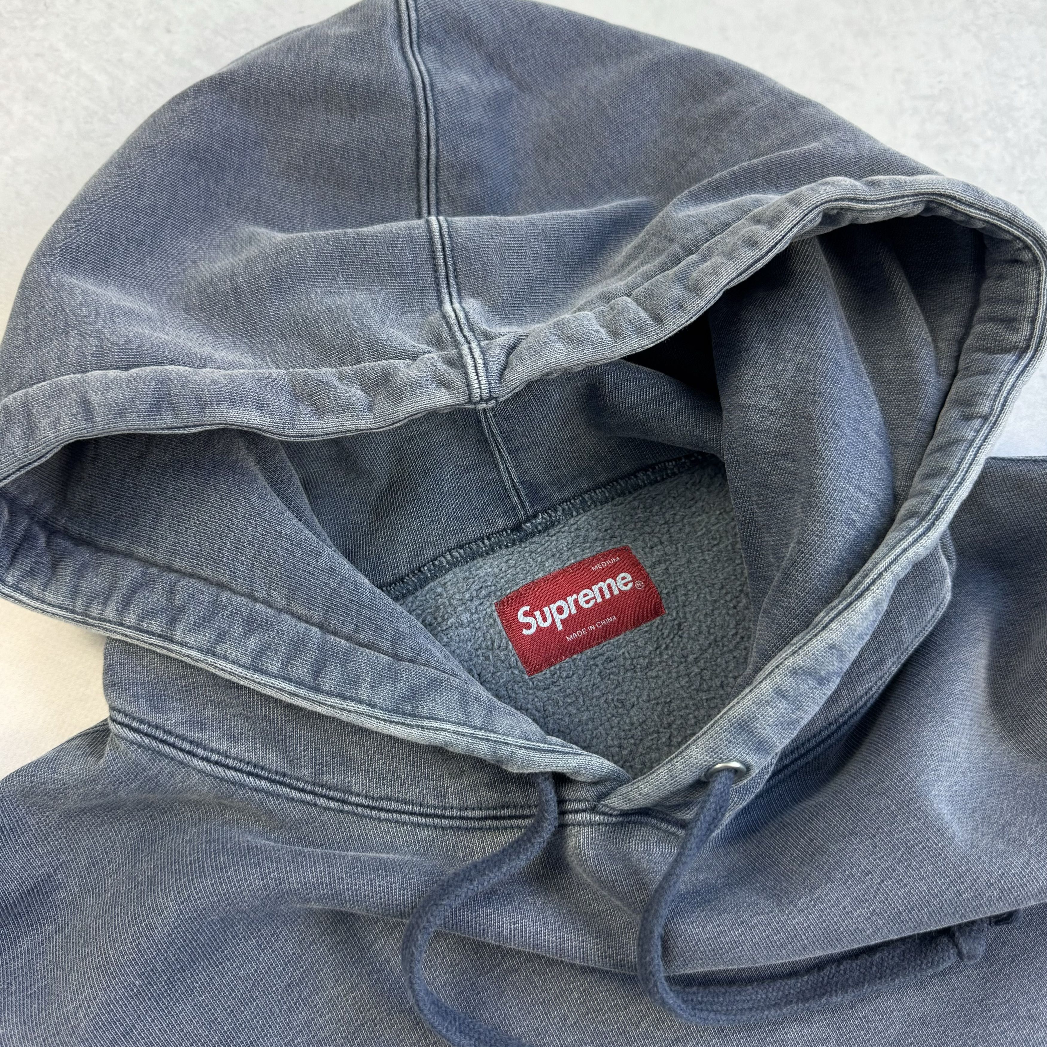 Supreme SS19 SUPREME OVERDYED SLEEVE LOGO HOODED SWEATSHIRT NAVY Size US M / EU 48-50 / 2 - 5 Thumbnail
