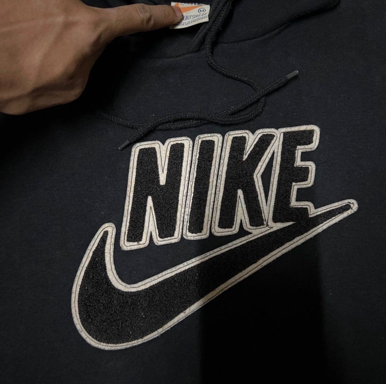 Nike Vintage Nike Big Logo Hoodie Black Size US M / EU 48-50 / 2 - 2 Thumbnail