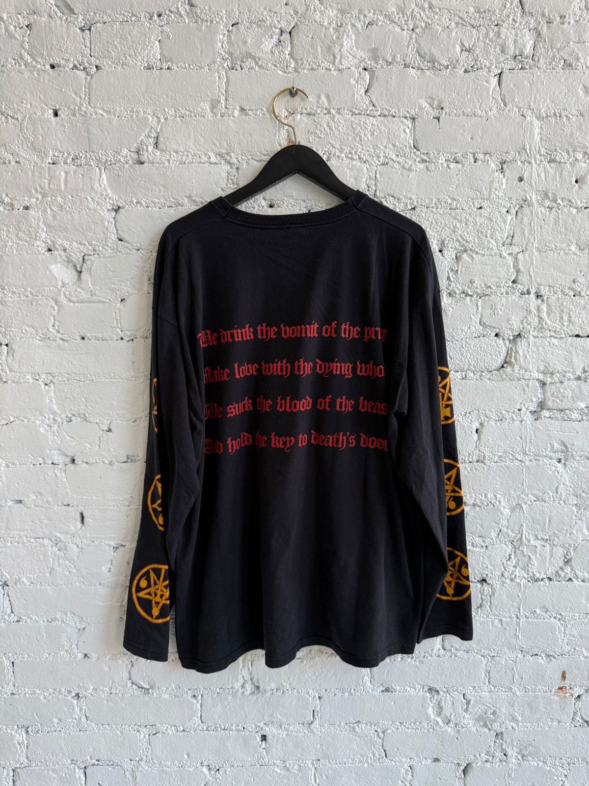 Vintage 1996 VENOM ‘BLACK METAL’ L/S TEE Size US XL / EU 56 / 4 - 4 Thumbnail
