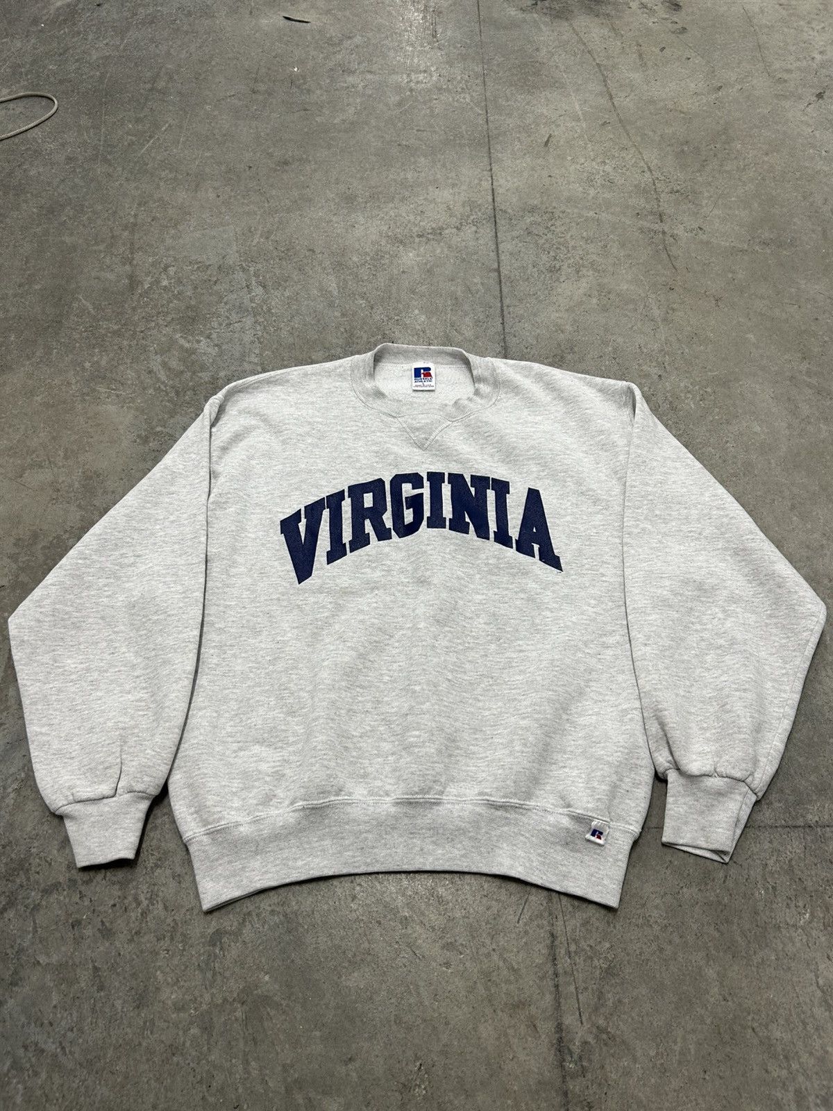 Vintage Vintage Russell athletic sweatshirt Virginia Size US L / EU 52-54 / 3 - 1 Thumbnail